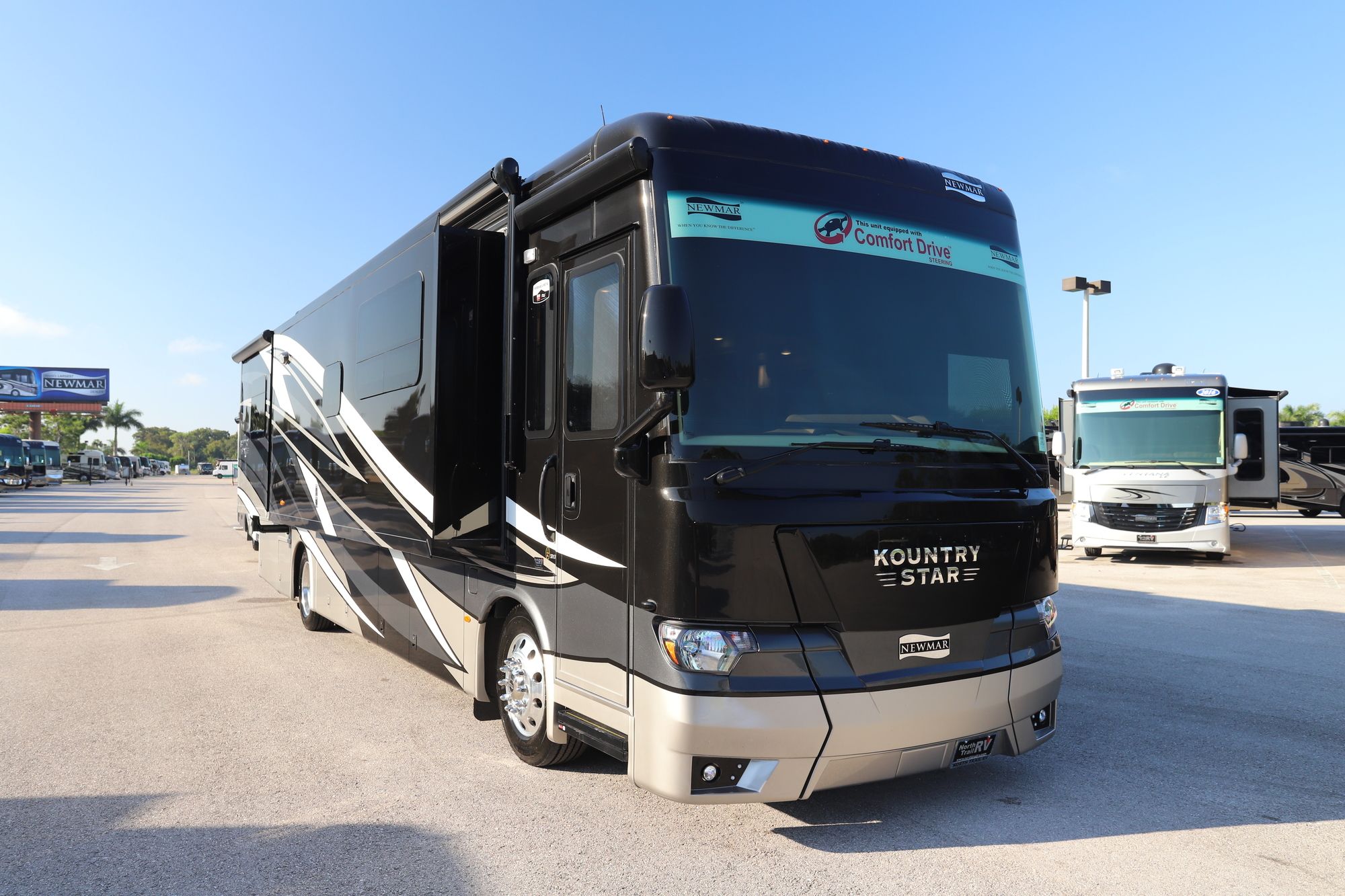 New 2021 Newmar Kountry Star 3717 Class A  For Sale