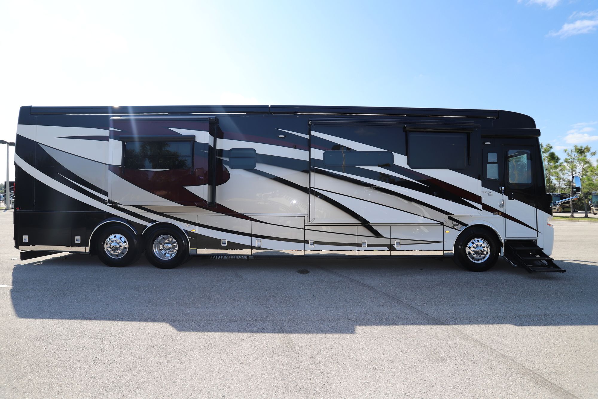 New 2021 Newmar Essex 4569 Class A  For Sale