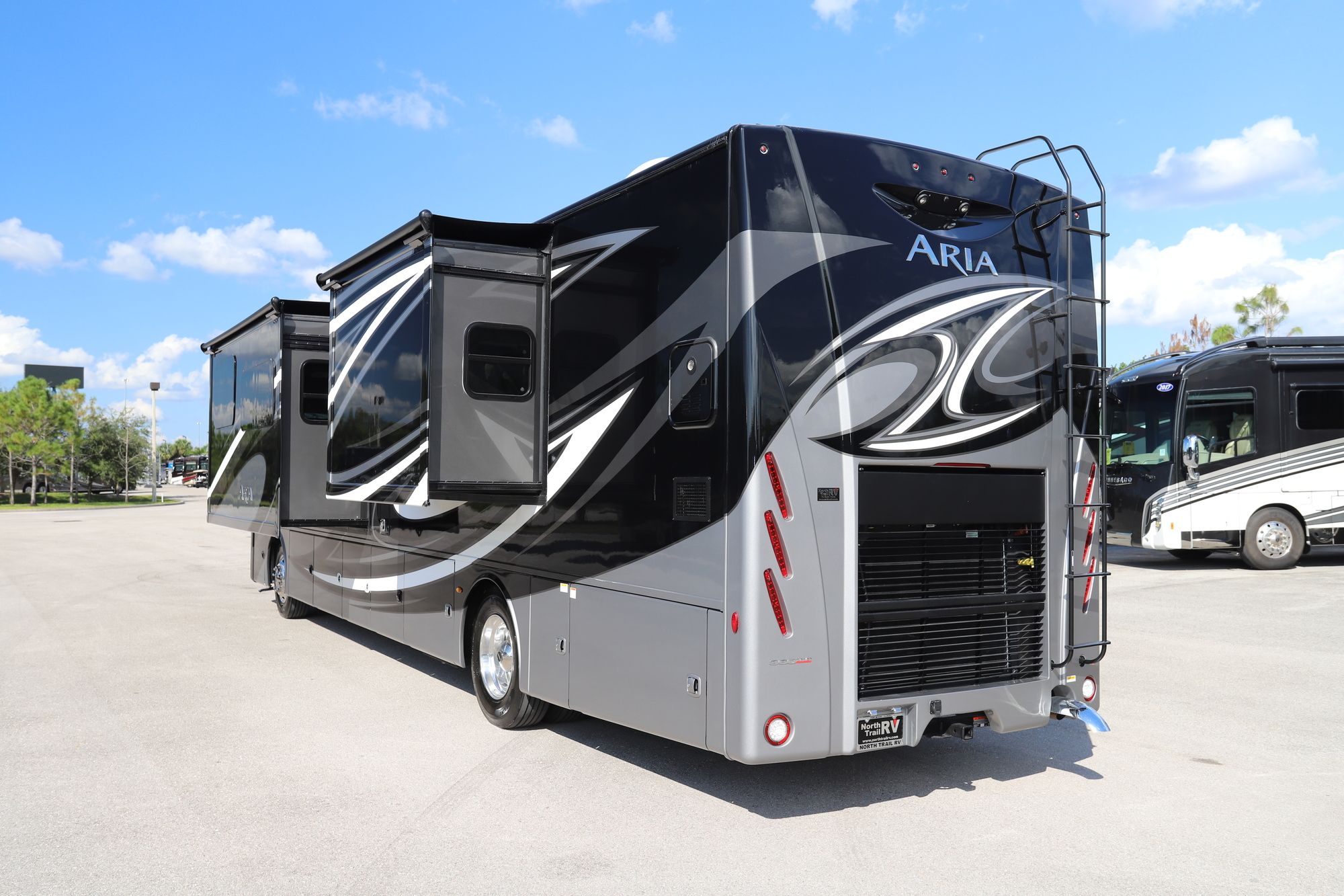 New 2021 Thor Aria 3901 Class A  For Sale