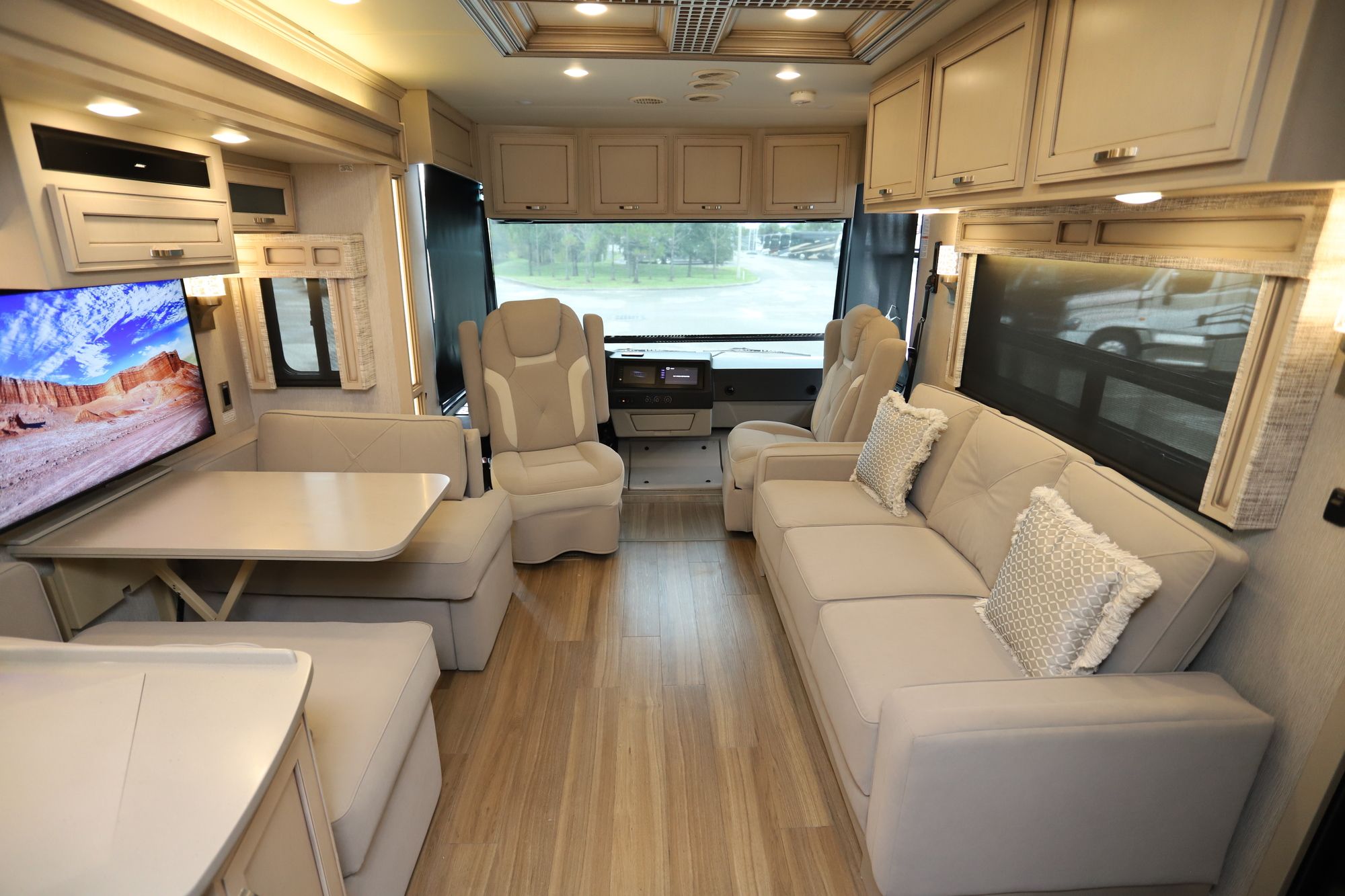 New 2021 Newmar Canyon Star 3927 Class A  For Sale