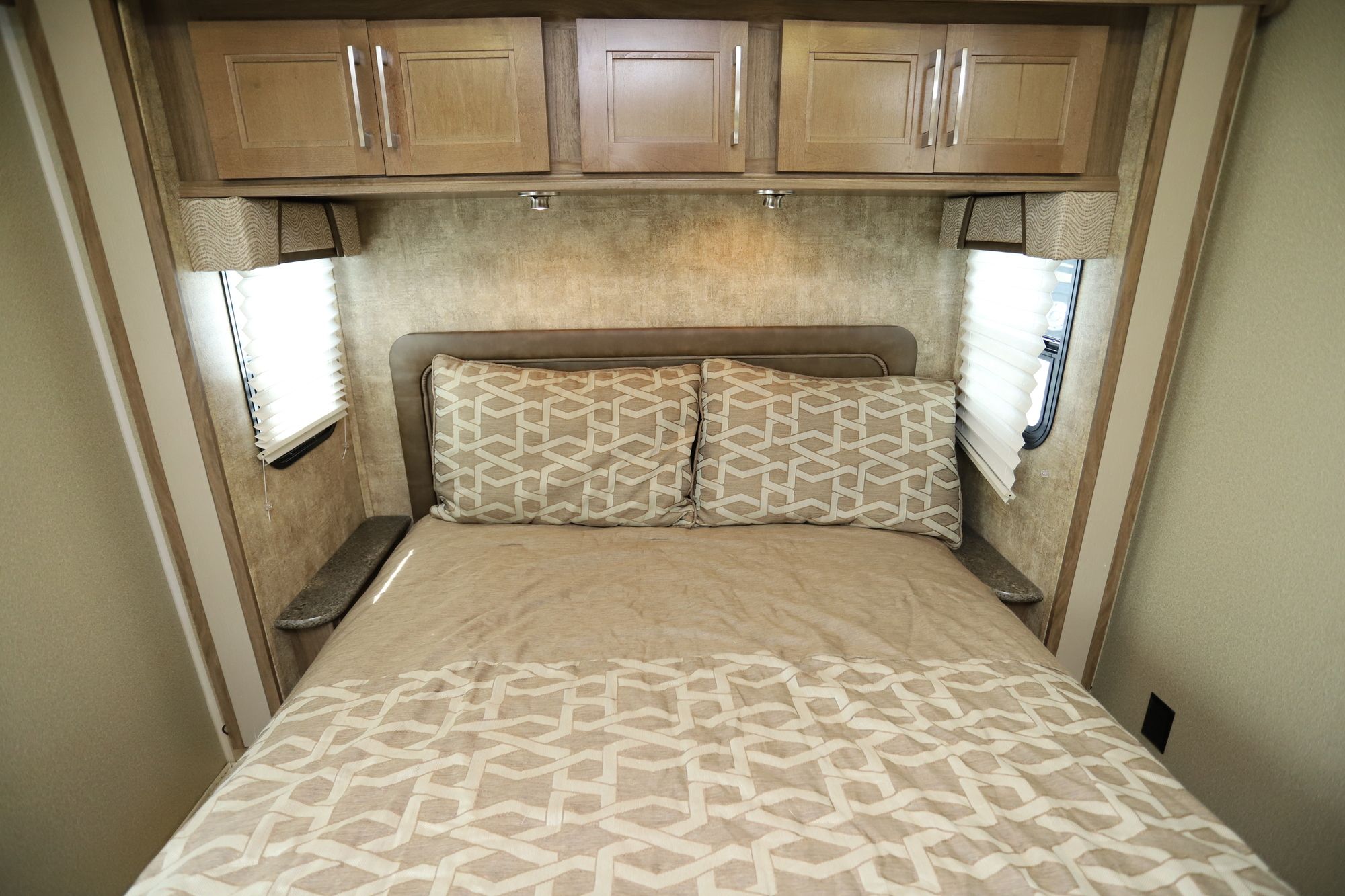 Used 2018 Jayco Envoy 29L Class C  For Sale