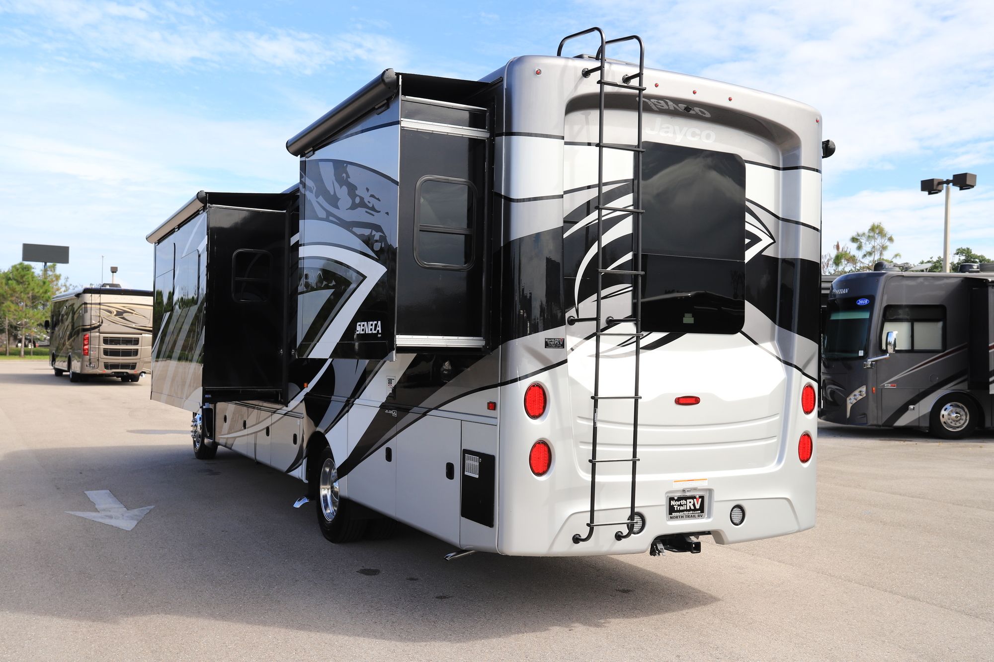 New 2021 Jayco Seneca 37L Super C  For Sale