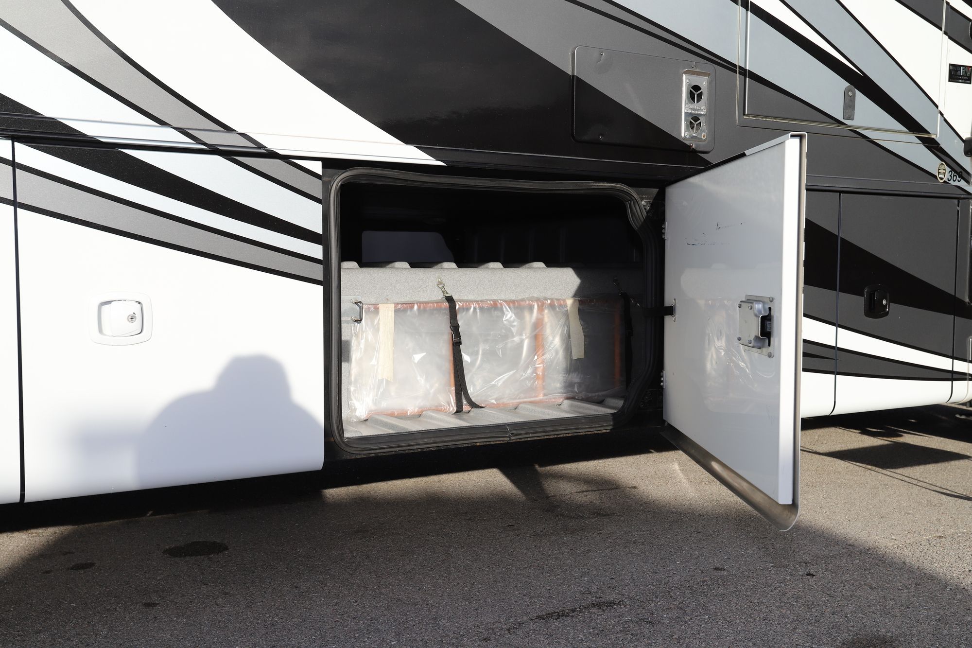 Used 2017 Forest River Georgetown Xl 369DS Class A  For Sale