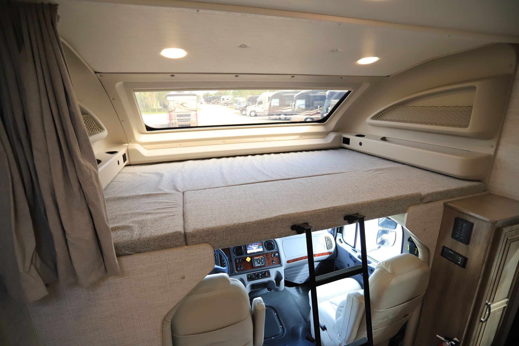 New 2021 Jayco Seneca 37L Super C  For Sale