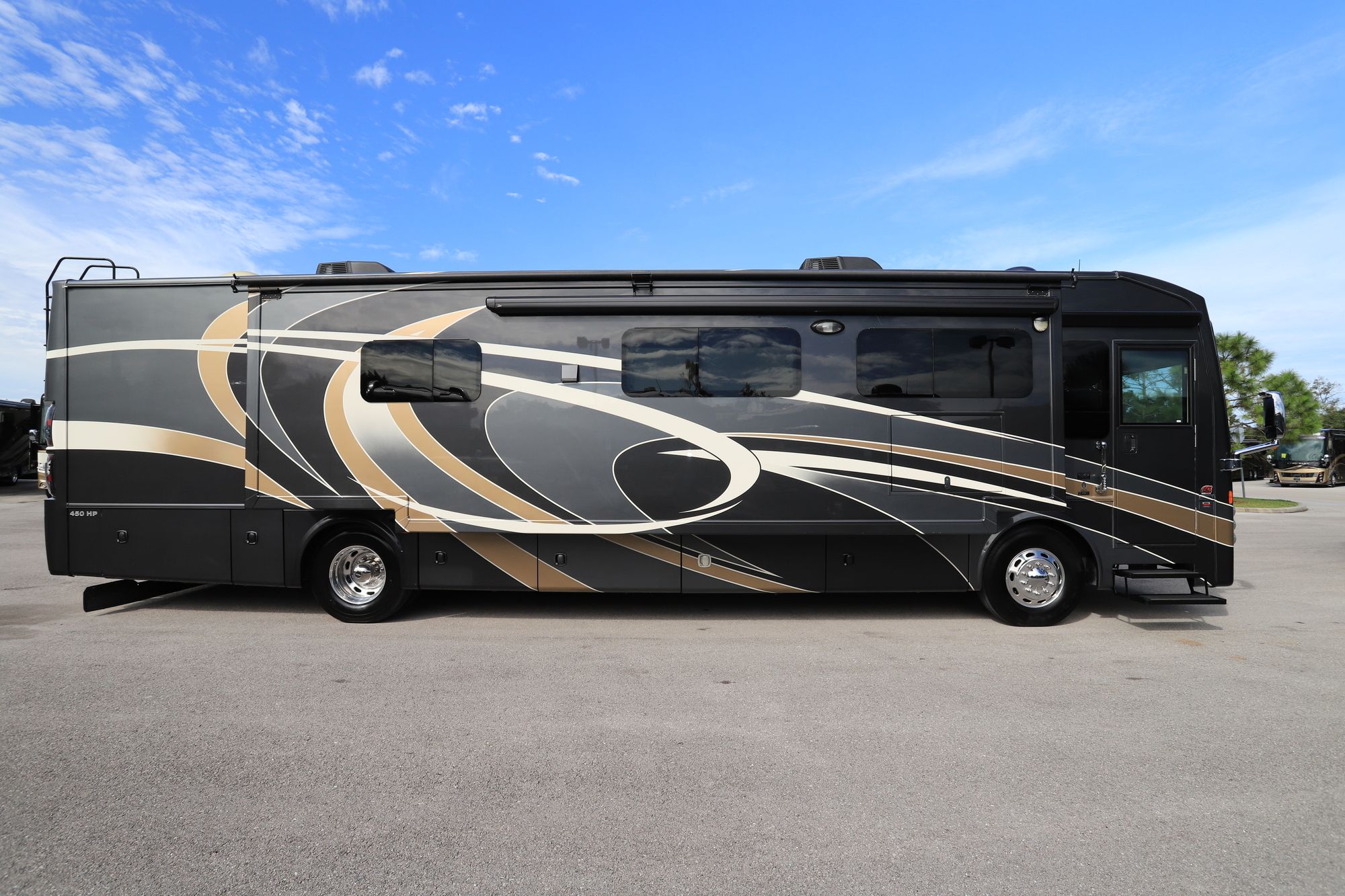 Used 2014 Thor Tuscany 40RX Class A  For Sale