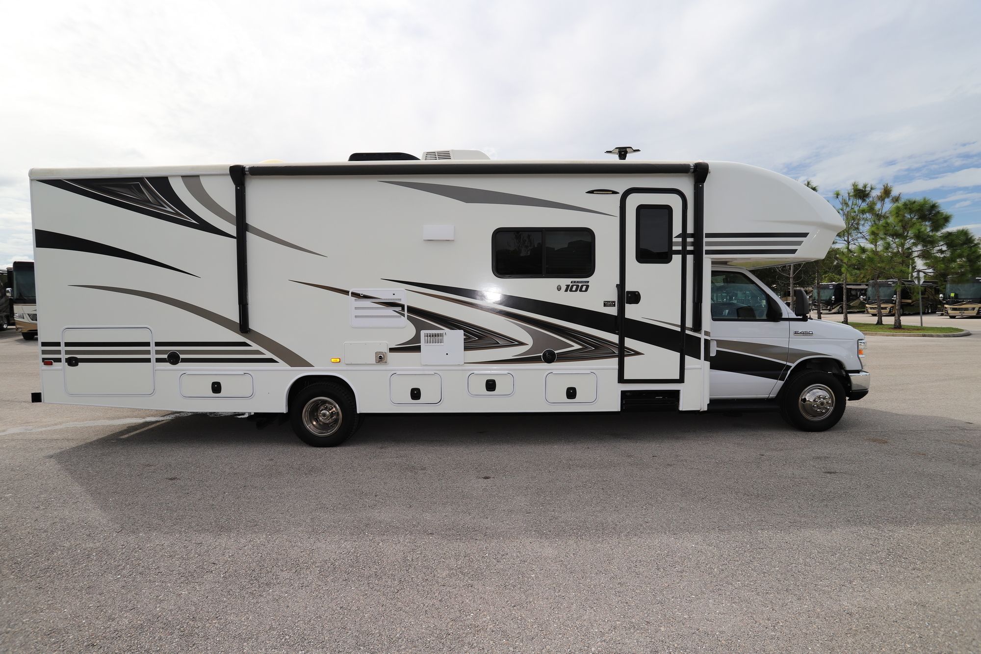 Used 2018 Jayco Envoy 29L Class C  For Sale