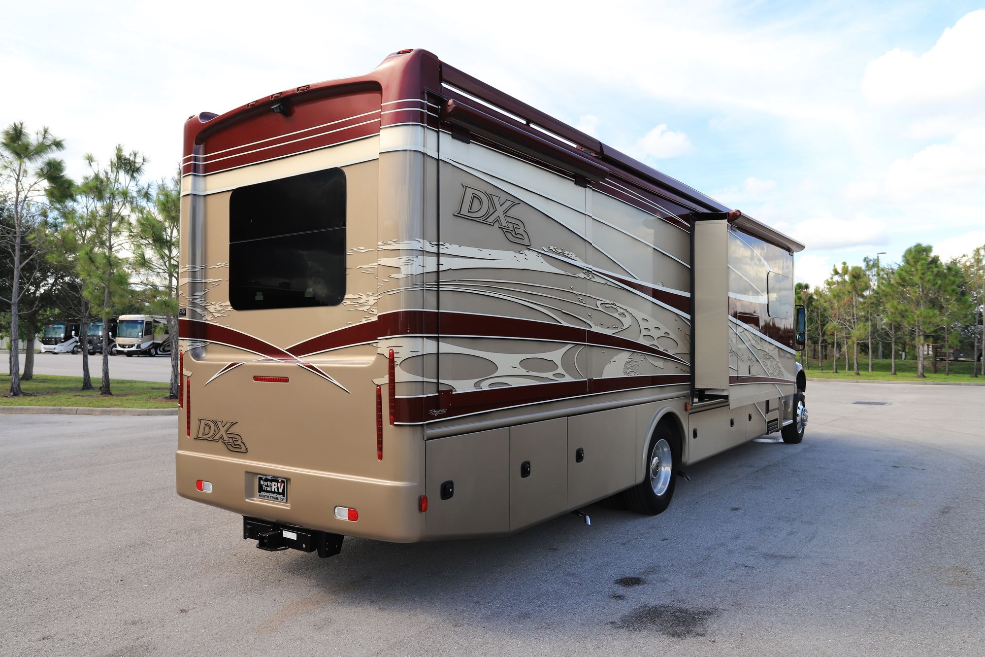 Used 2018 Dynamax Dx3 37TS Super C  For Sale