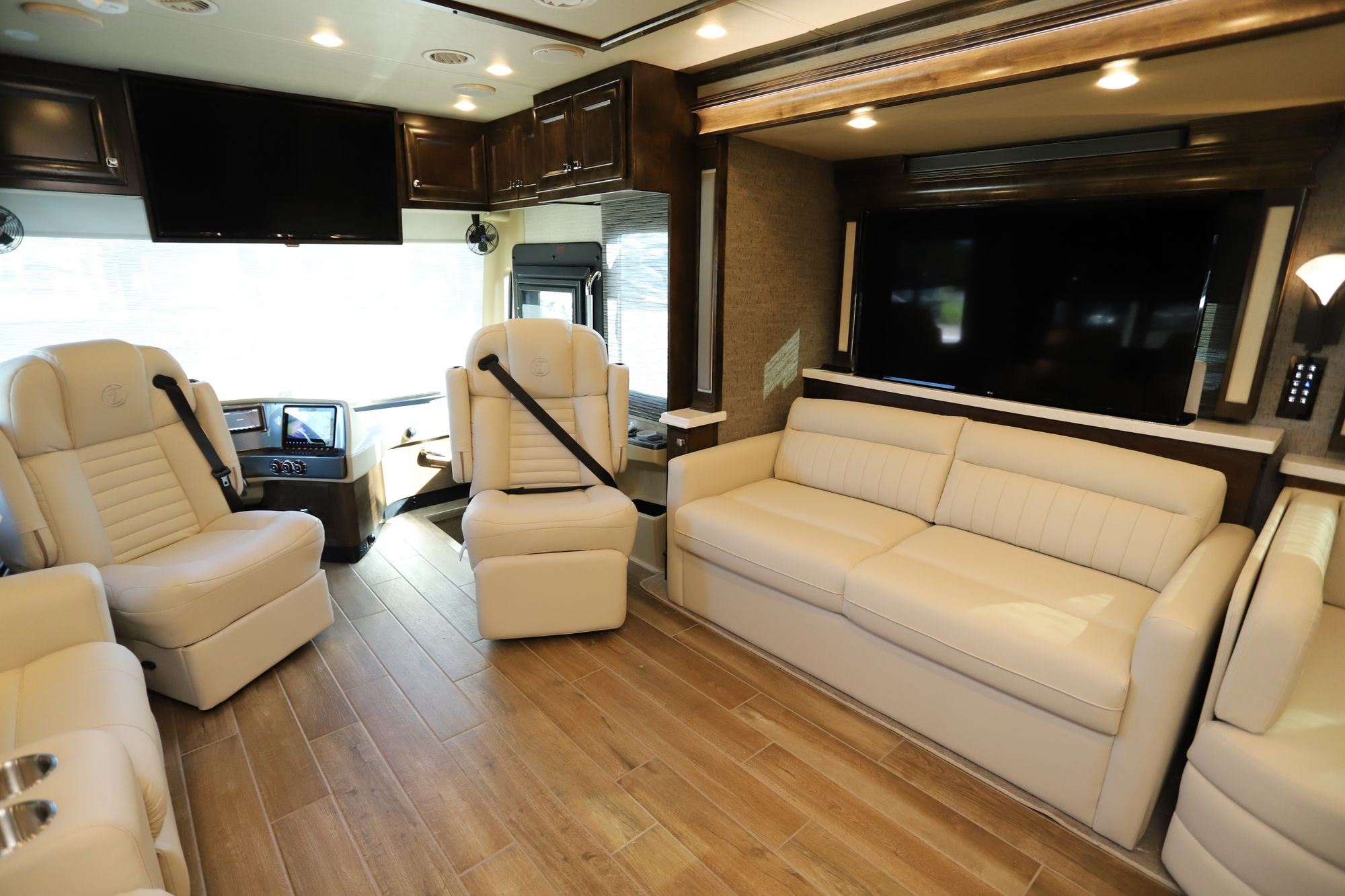 New 2021 Tiffin Motor Homes Phaeton 40IH Class A  For Sale