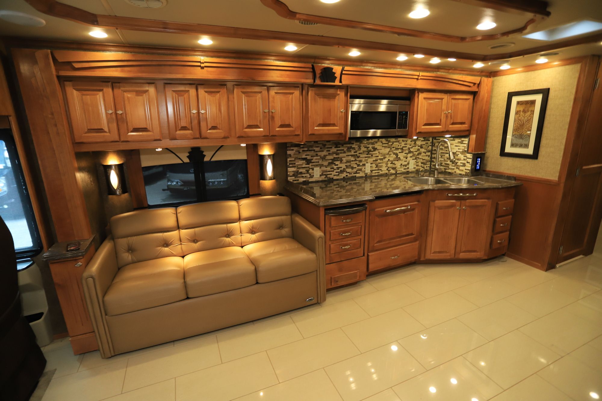 Used 2015 Tiffin Motor Homes Phaeton 40QBH Class A  For Sale