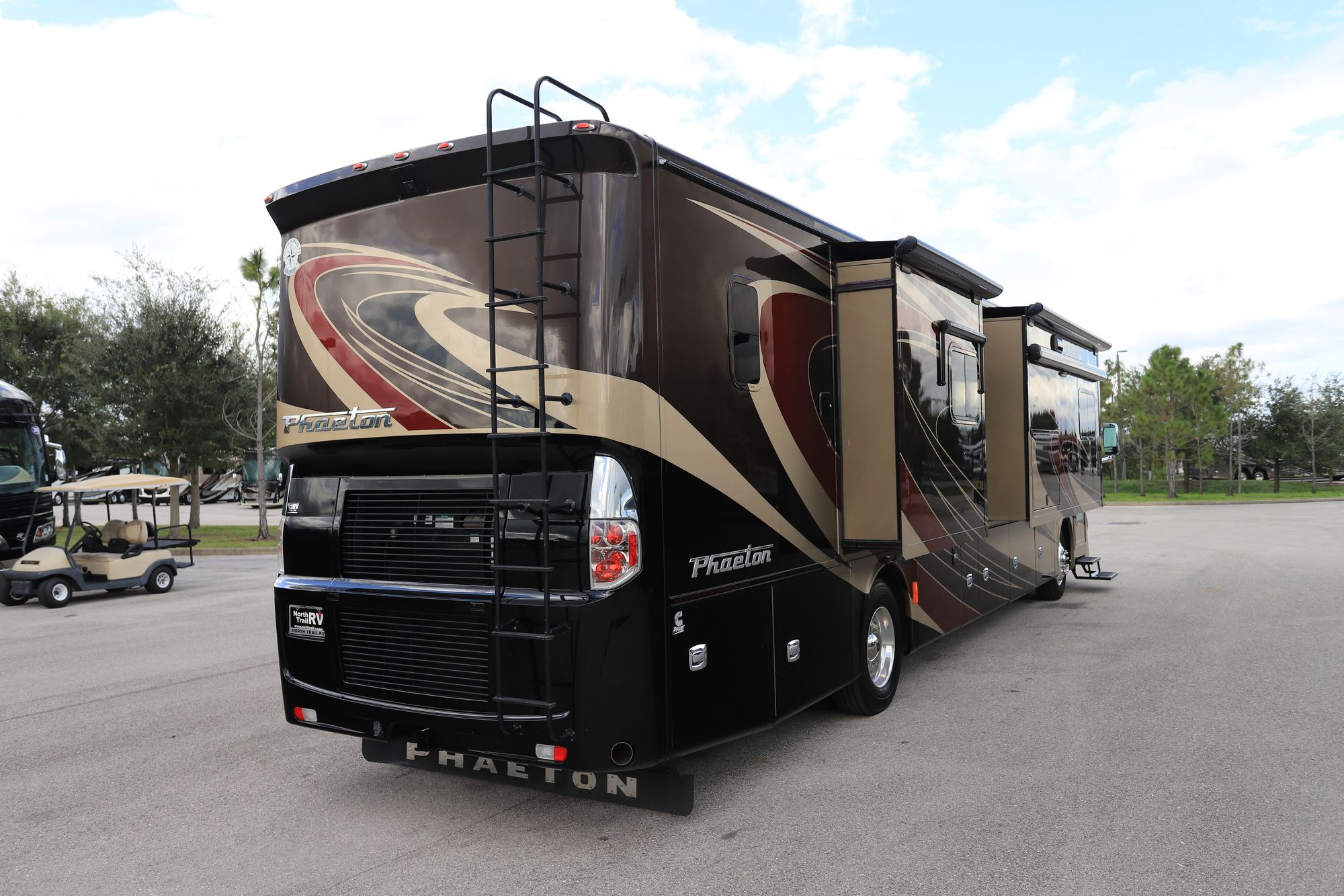 Used 2015 Tiffin Motor Homes Phaeton 40QBH Class A  For Sale