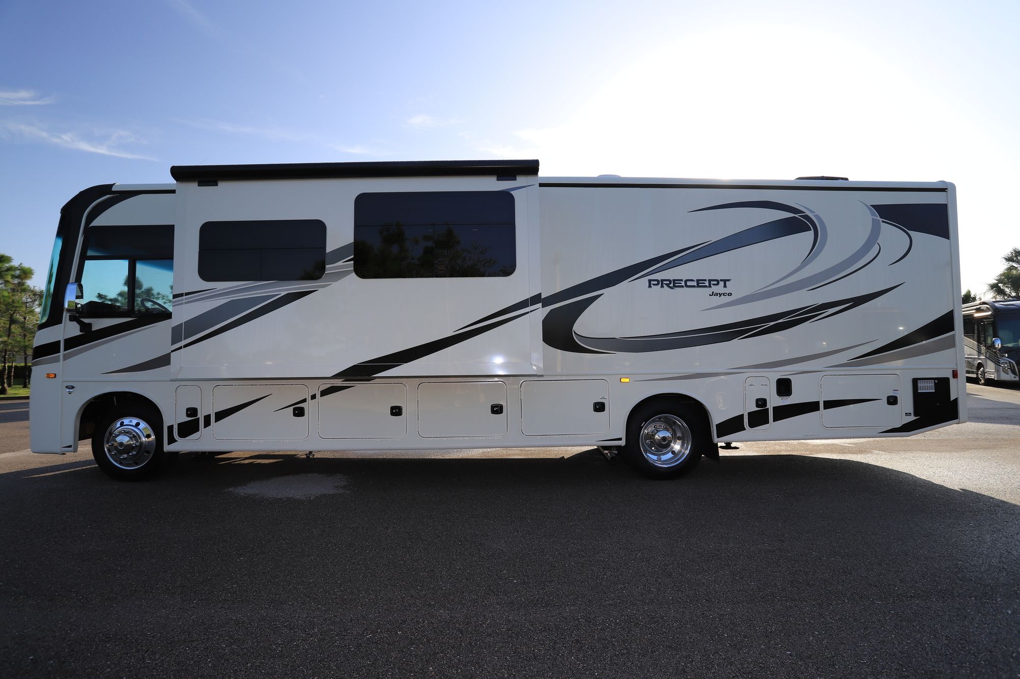 New 2021 Jayco Precept 34G Class A  For Sale