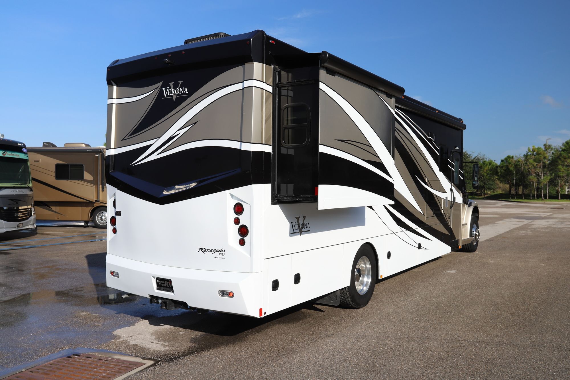 Used 2019 Renegade Rv Verona 36VSB Super C  For Sale