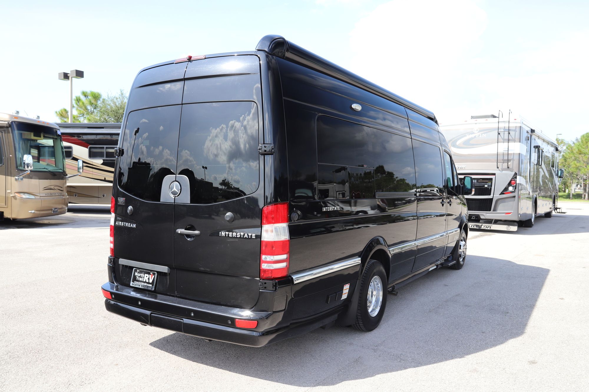 Used 2018 Airstream Interstate LOUNGE Class B  For Sale