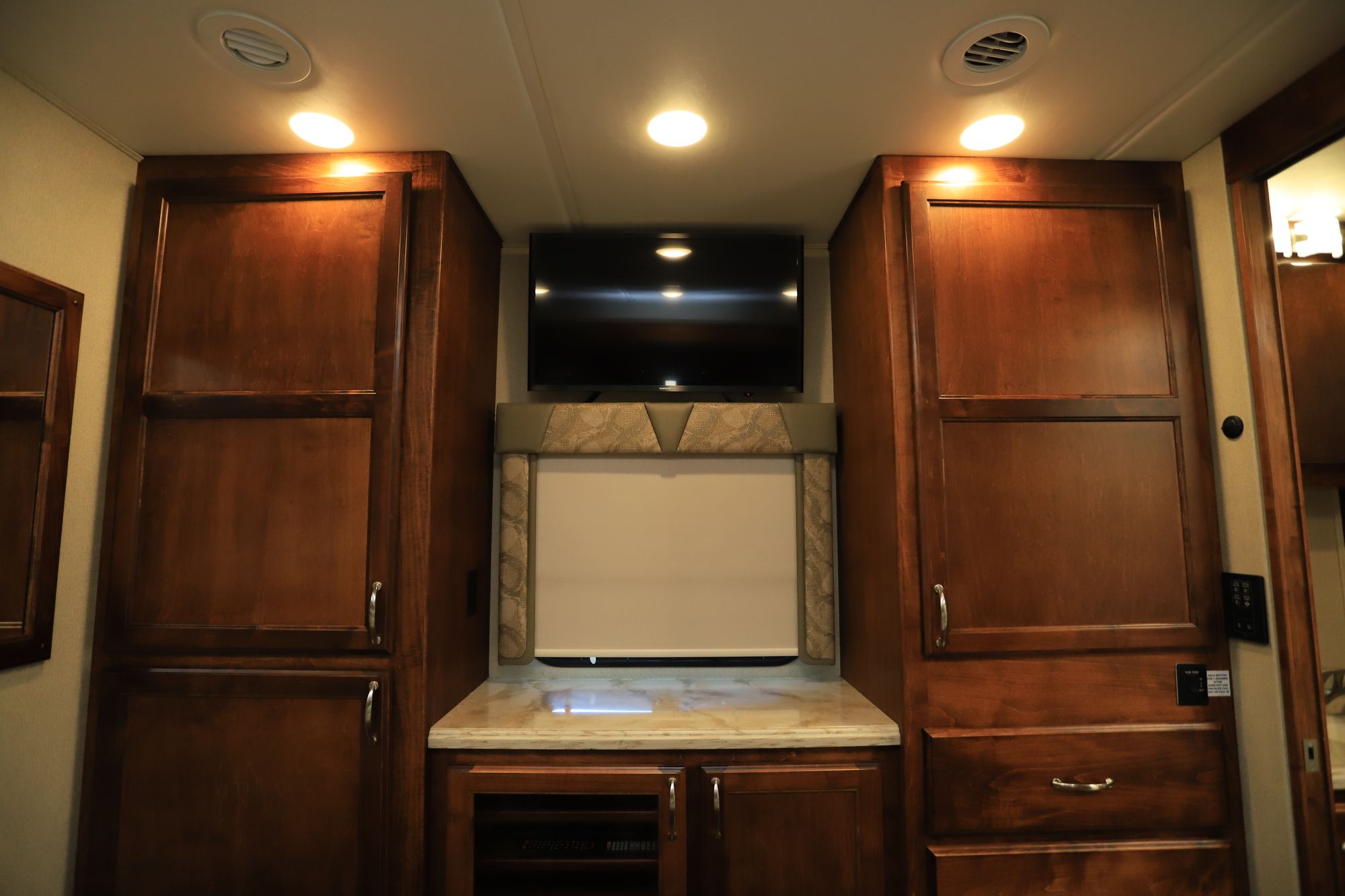 Used 2019 Renegade Rv Verona 36VSB Super C  For Sale