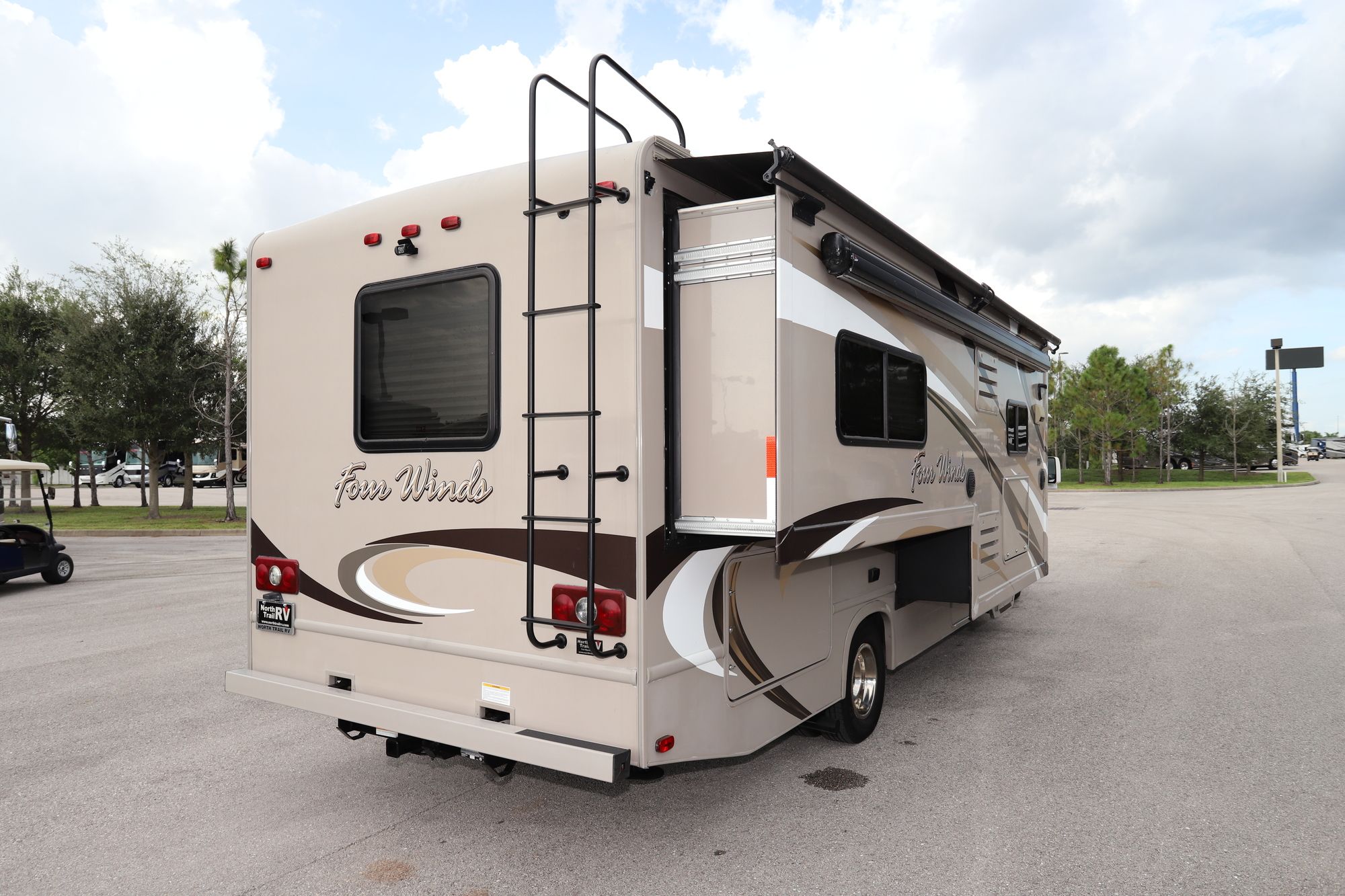 Used 2015 Thor Fourwinds 28Z Class C  For Sale