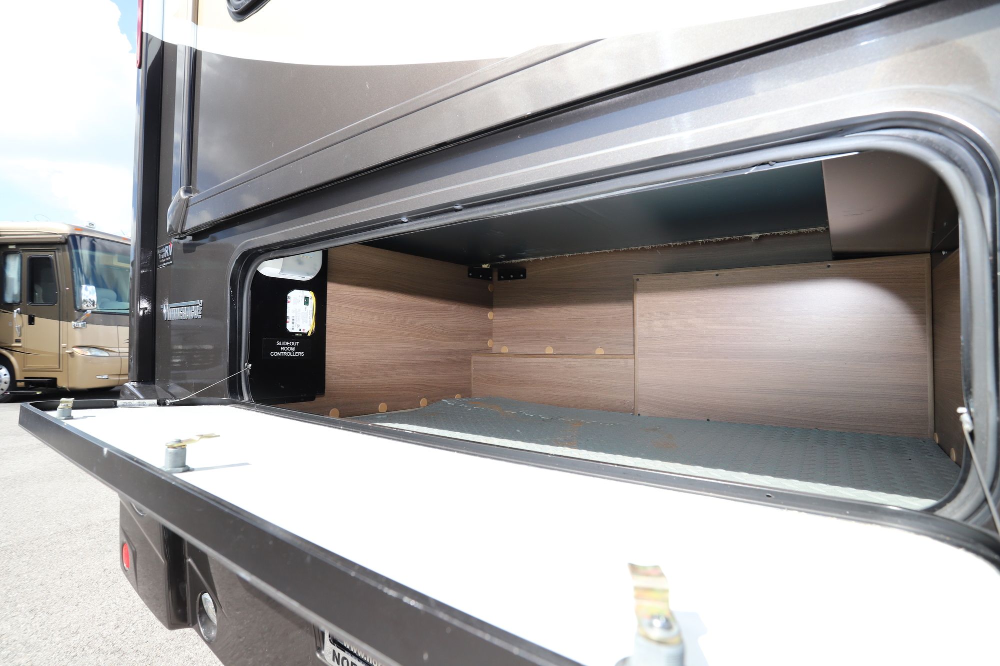 Used 2015 Itasca Navion 24G Class C  For Sale