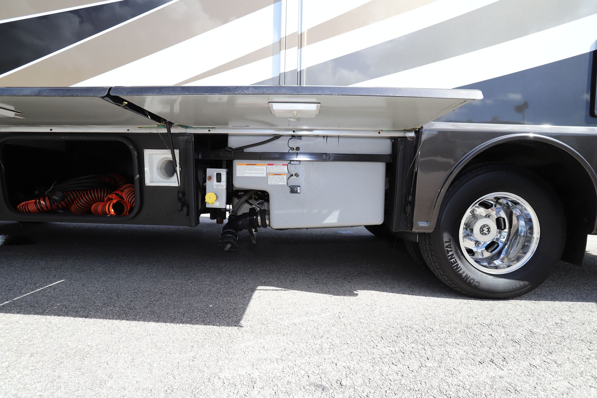 Used 2015 Itasca Navion 24G Class C  For Sale