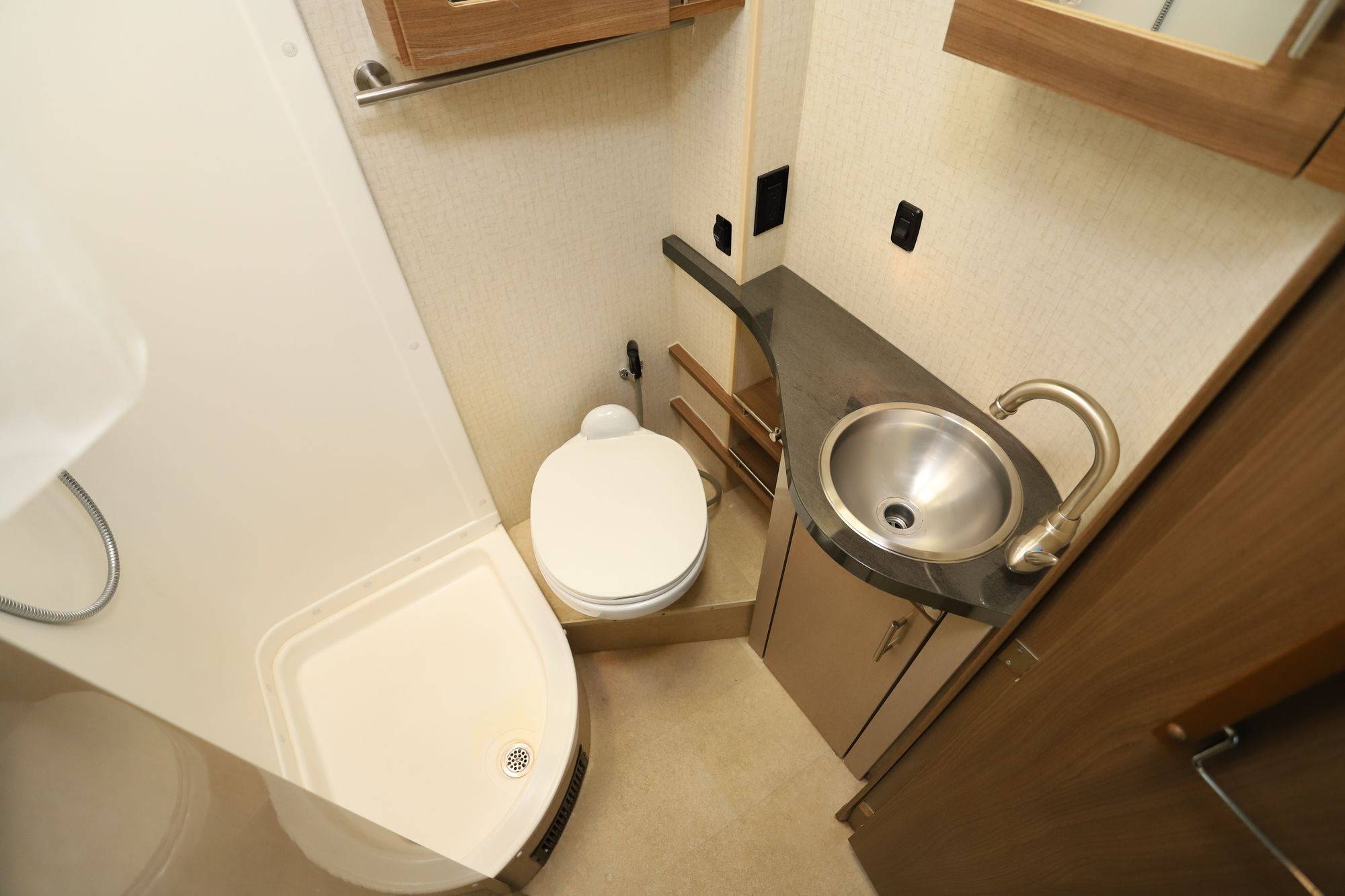 Used 2015 Itasca Navion 24G Class C  For Sale