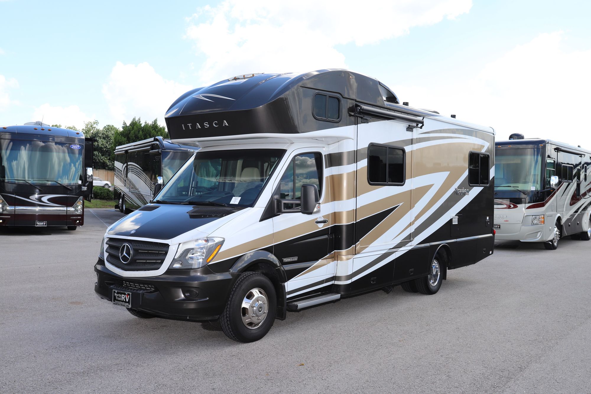 Used 2015 Itasca Navion 24G Class C  For Sale