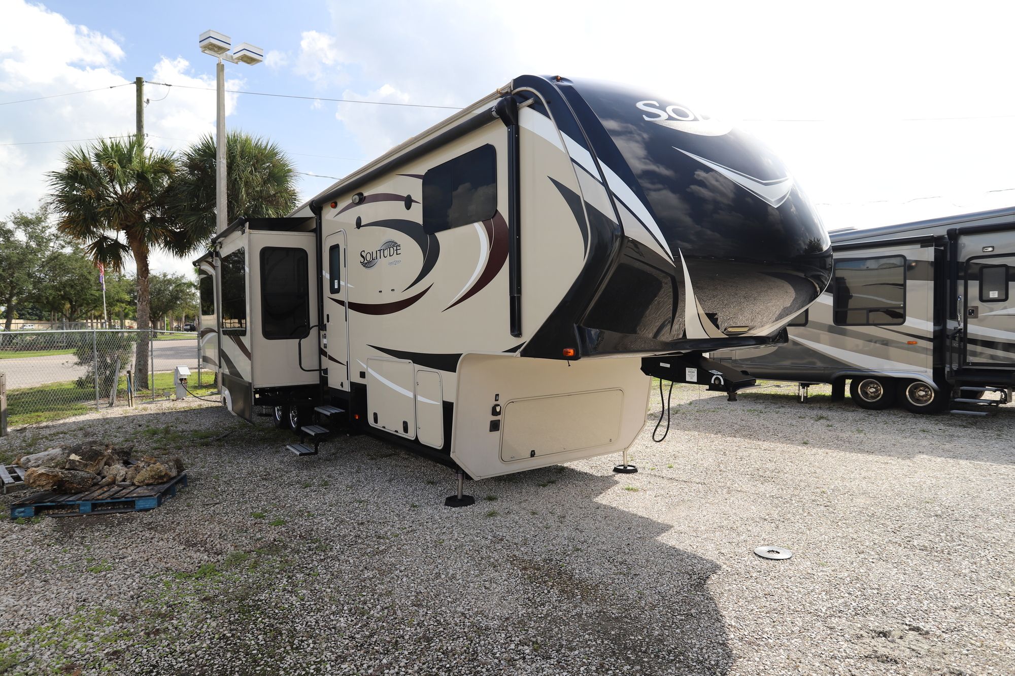 Used 2016 Grand Designe Solitude 38 375RE Fifth Wheel  For Sale