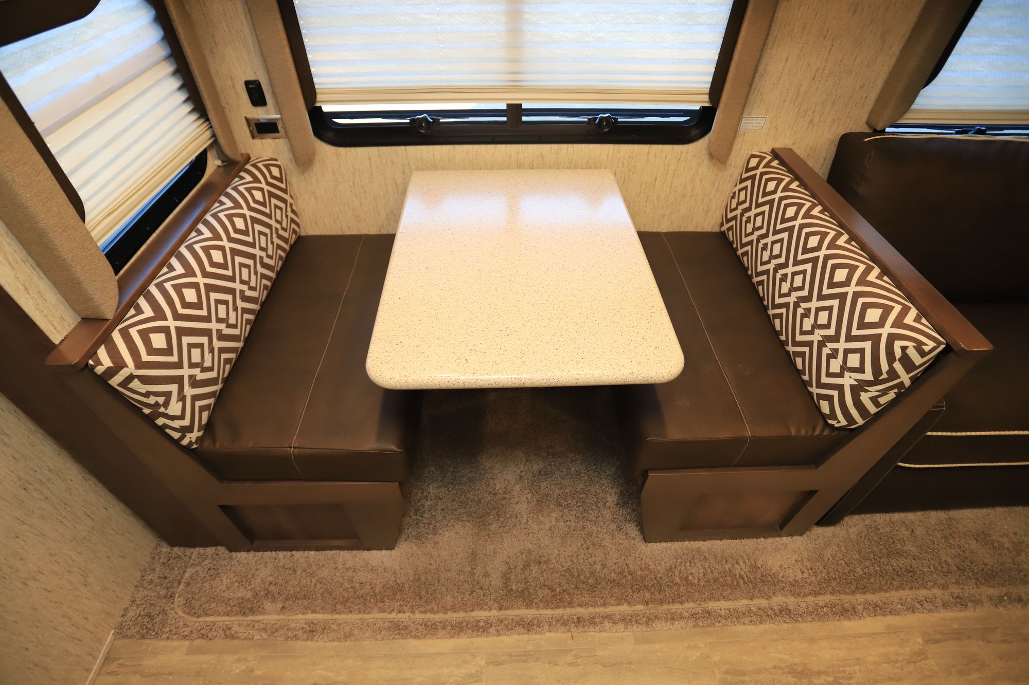 Used 2019 Newmar Bay Star Sport 2702 Class A  For Sale