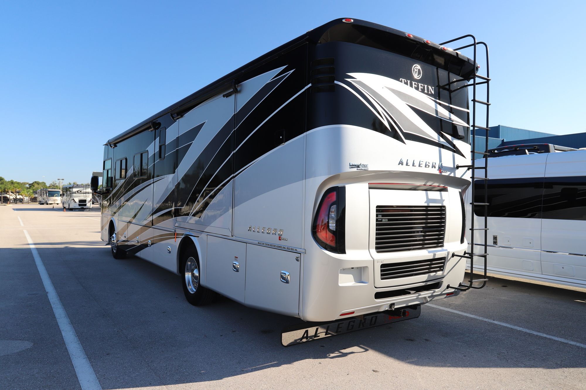 Used 2020 Tiffin Motor Homes Allegro Red 37BA Class A  For Sale