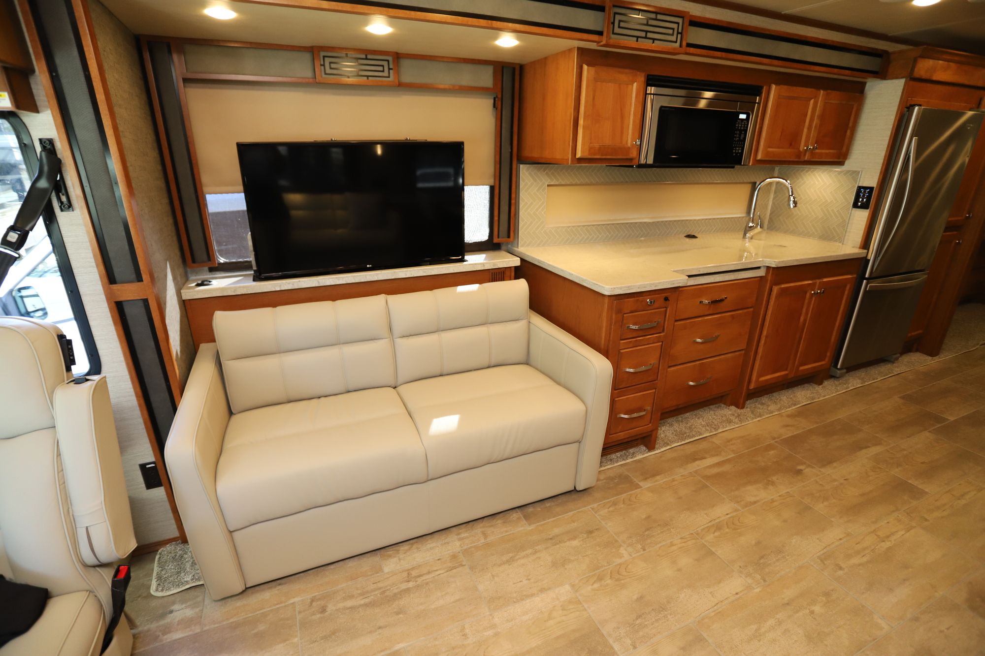 Used 2020 Tiffin Motor Homes Allegro Red 37BA Class A  For Sale