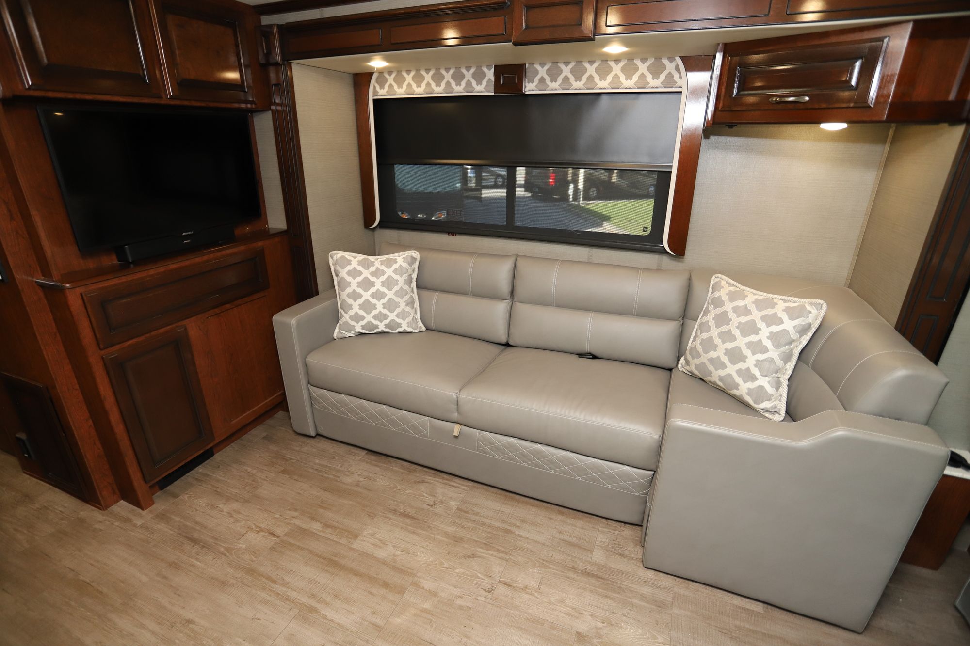 Used 2018 Fleetwood Bounder 35P Class A  For Sale