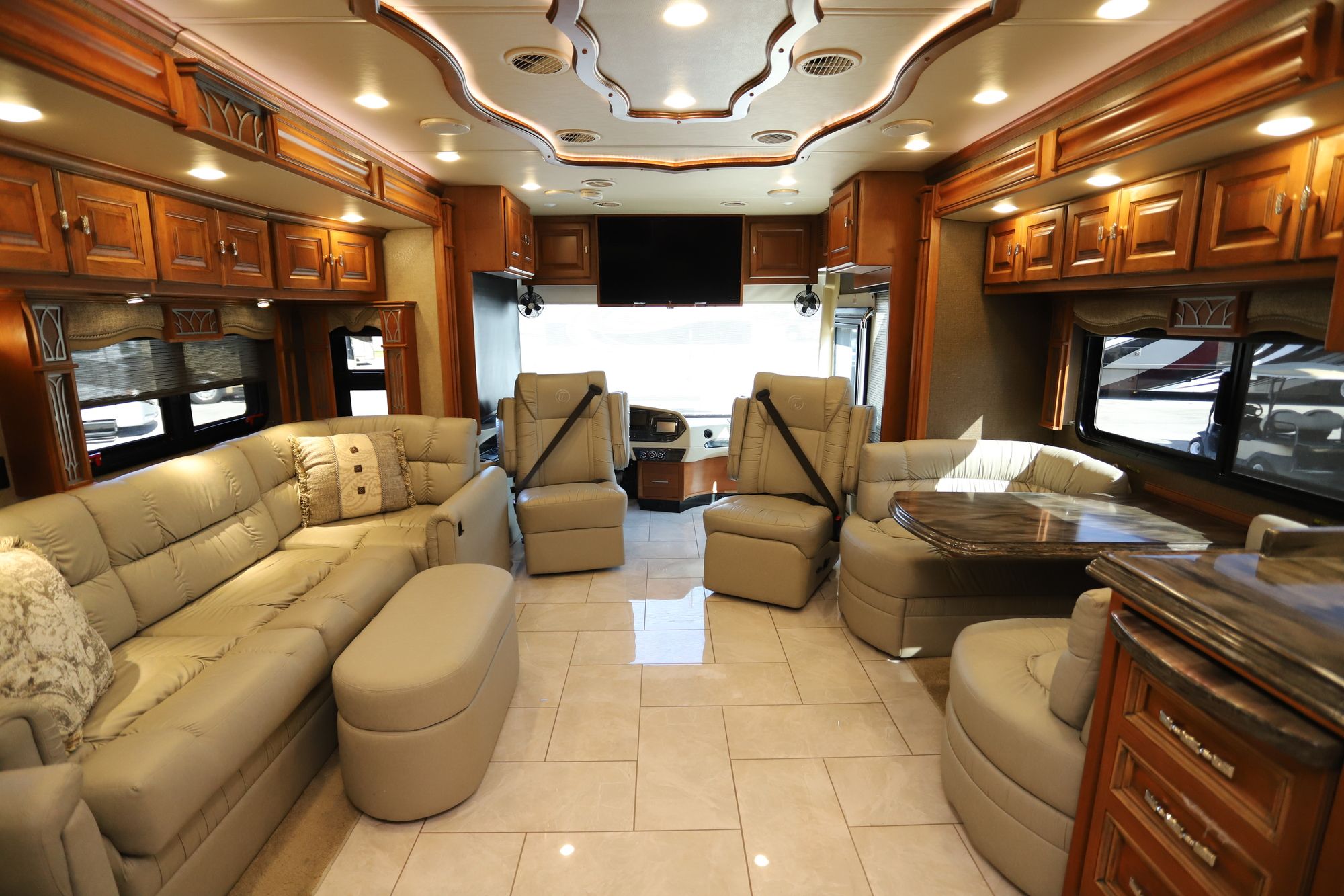 Used 2017 Tiffin Motor Homes Allegro Bus 40AP Class A  For Sale