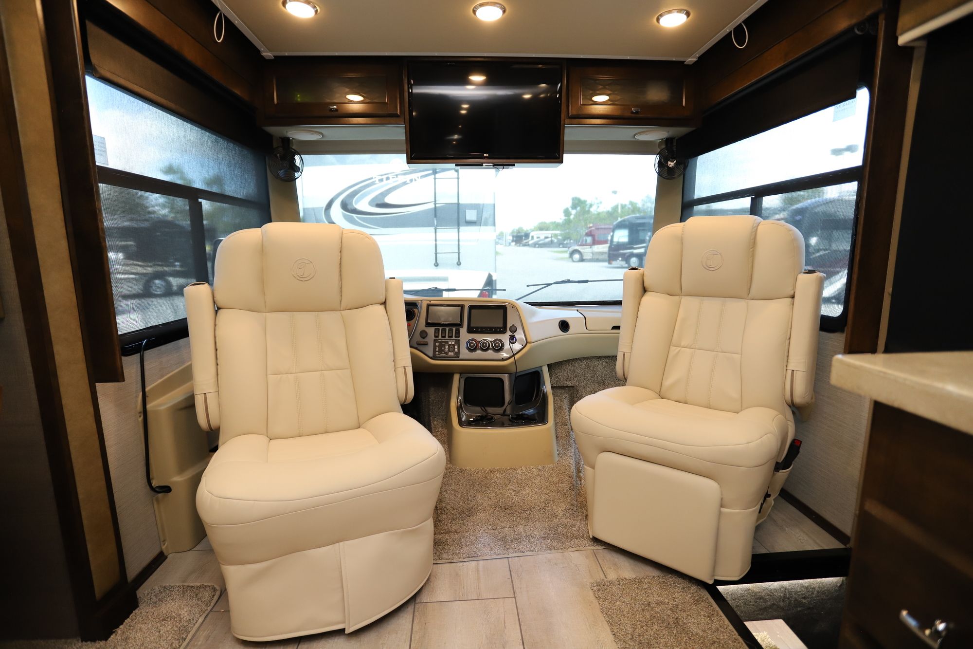 New 2021 Tiffin Motor Homes Allegro 32SA Class A  For Sale