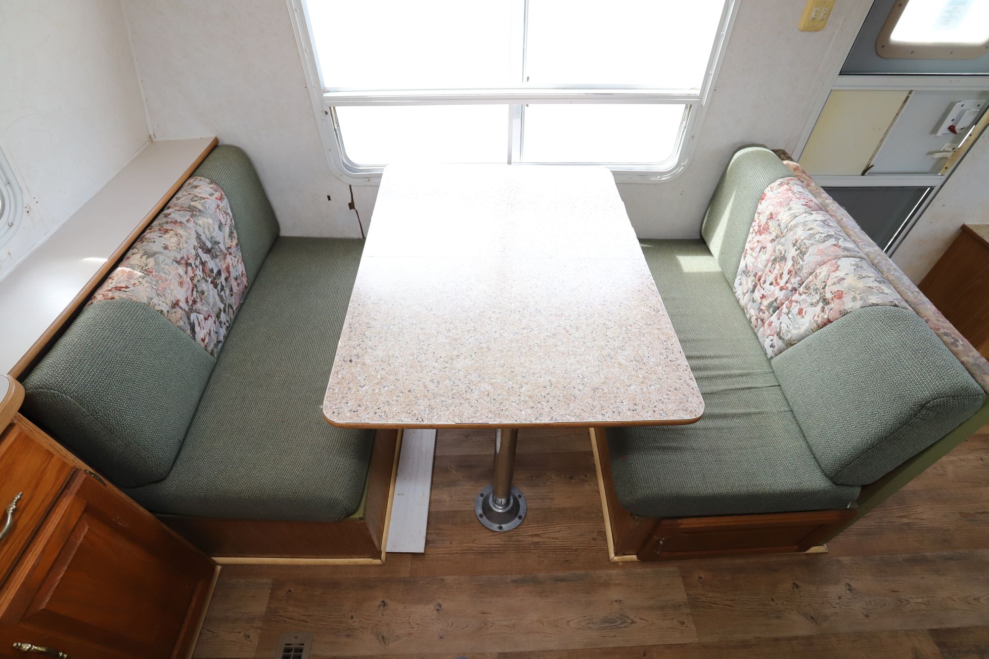 Used 2001 Dutchmen Lite 26FK Travel Trailer  For Sale