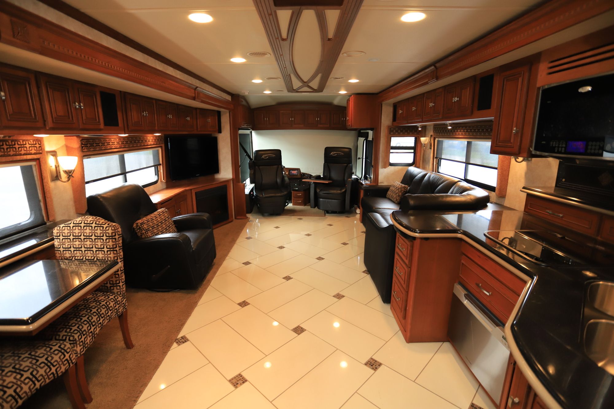 Used 2012 Itasca Ellipse 42QD Class A  For Sale