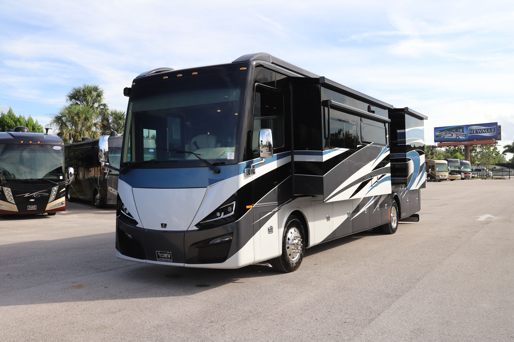 New 2021 Tiffin Motor Homes Phaeton 40IH Class A  For Sale