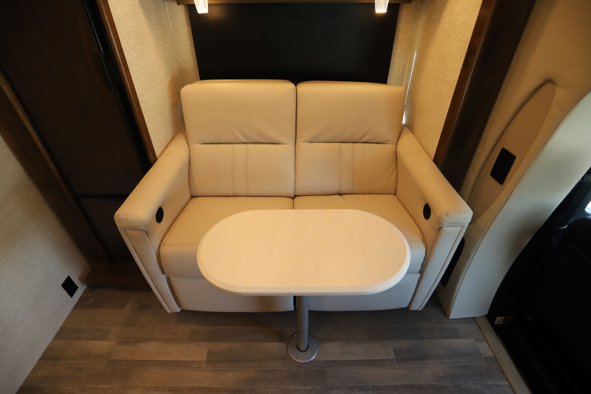 Used 2020 Tiffin Motor Homes Wayfarer 24TW Class C  For Sale