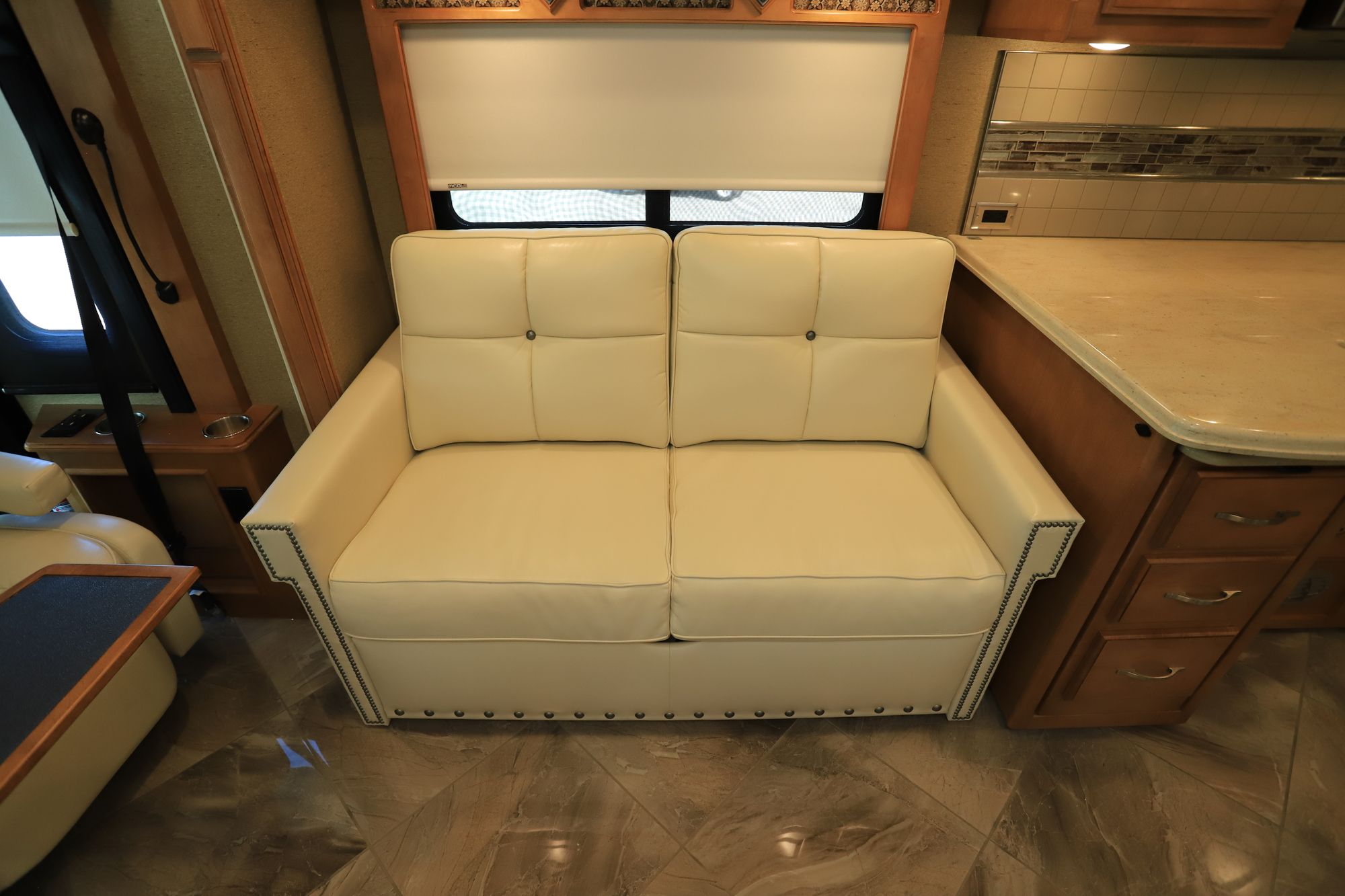 Used 2016 Winnebago Journey 36M Class A  For Sale