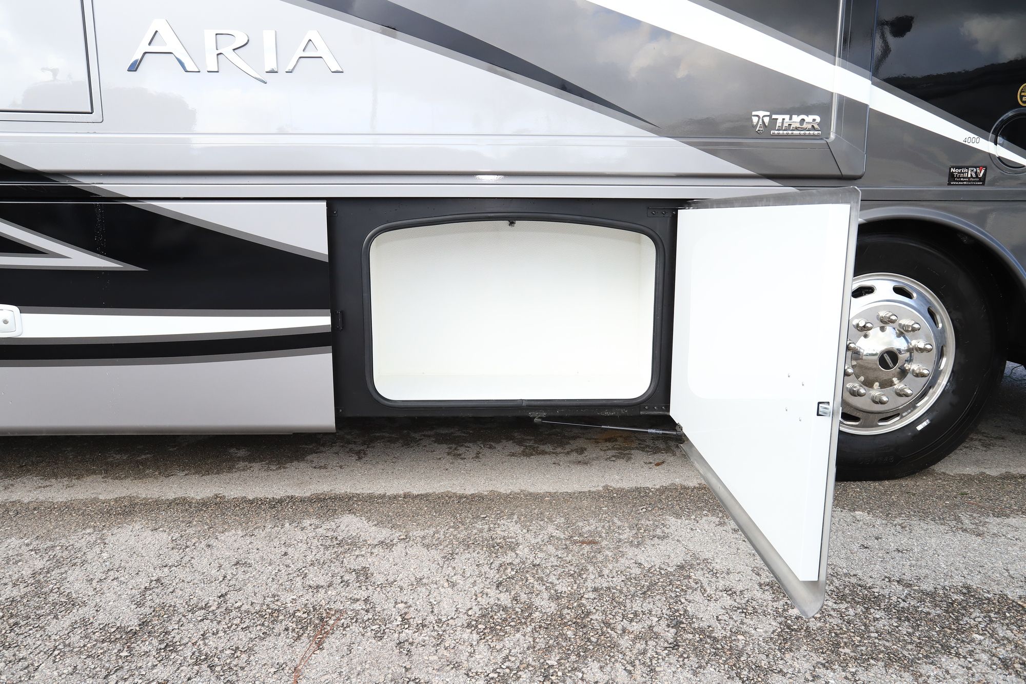 New 2021 Thor Aria 4000 Class A  For Sale