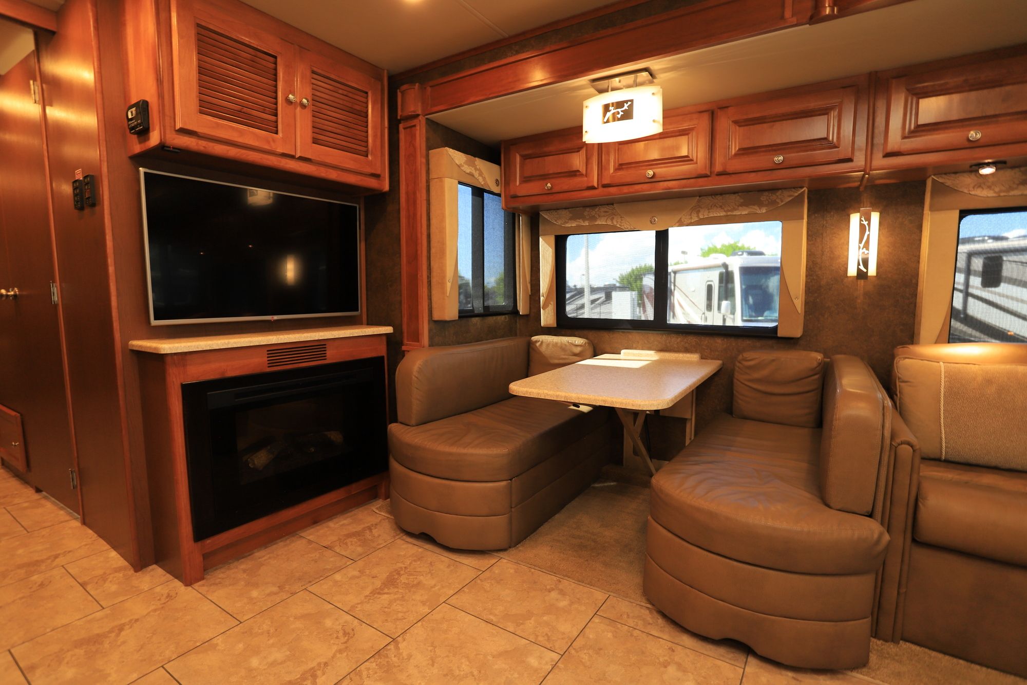 Used 2015 Tiffin Motor Homes Allegro 35QBA Class A  For Sale