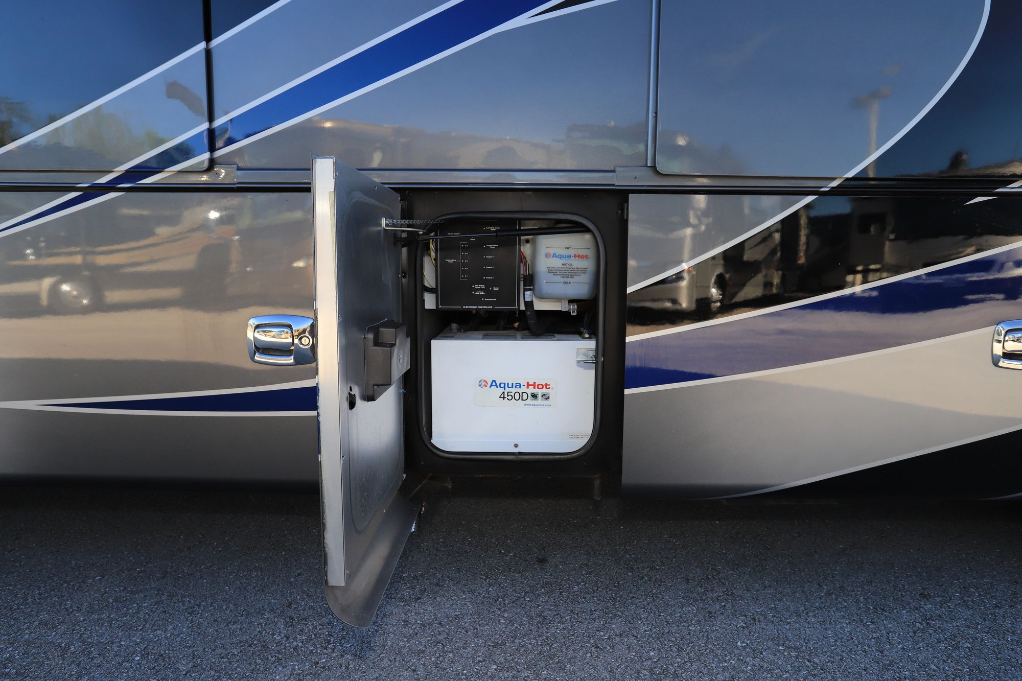 Used 2018 Tiffin Motor Homes Allegro Bus 37AP Class A  For Sale