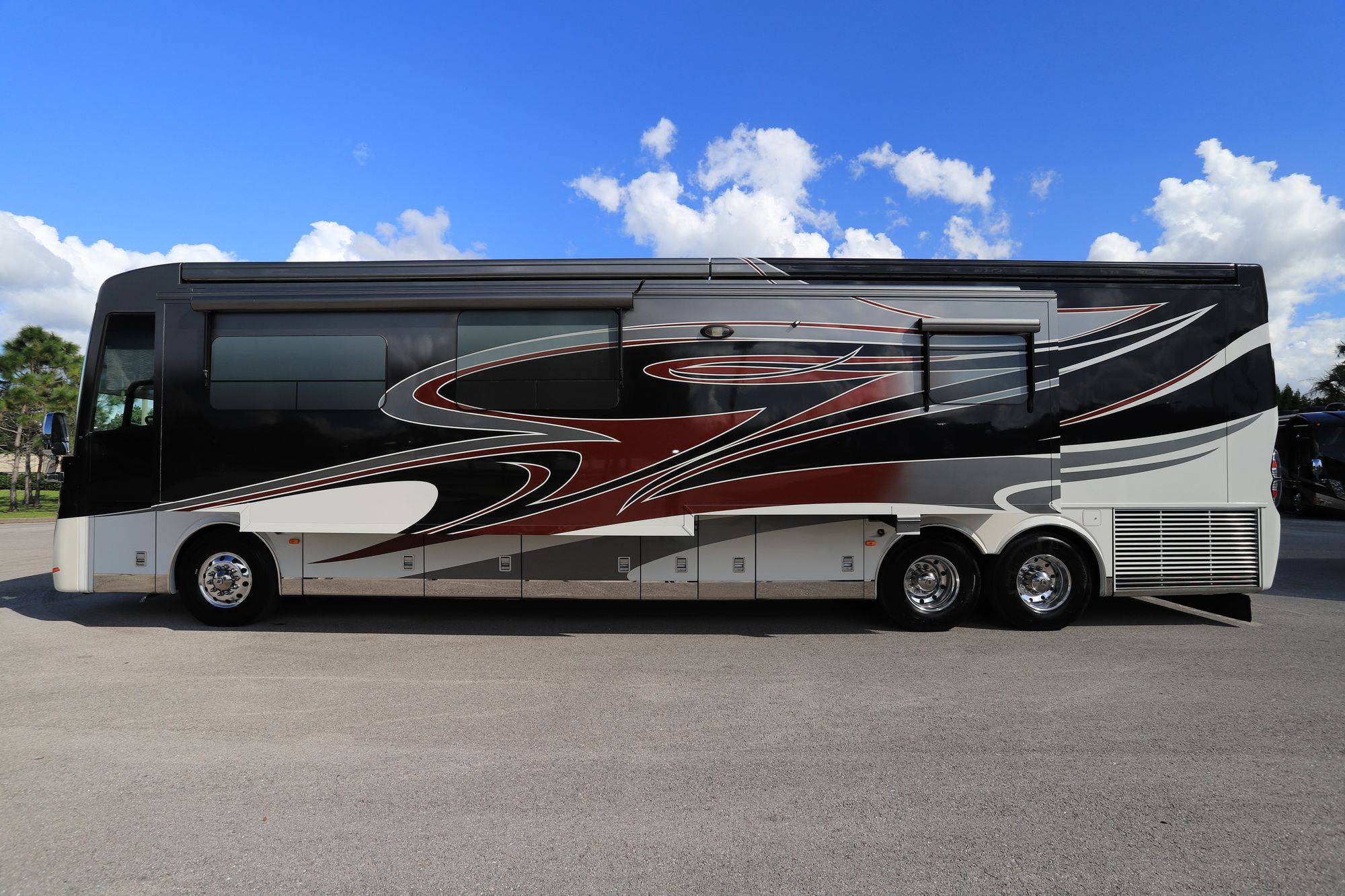 Used 2014 Newmar King Aire 4584 Class A  For Sale