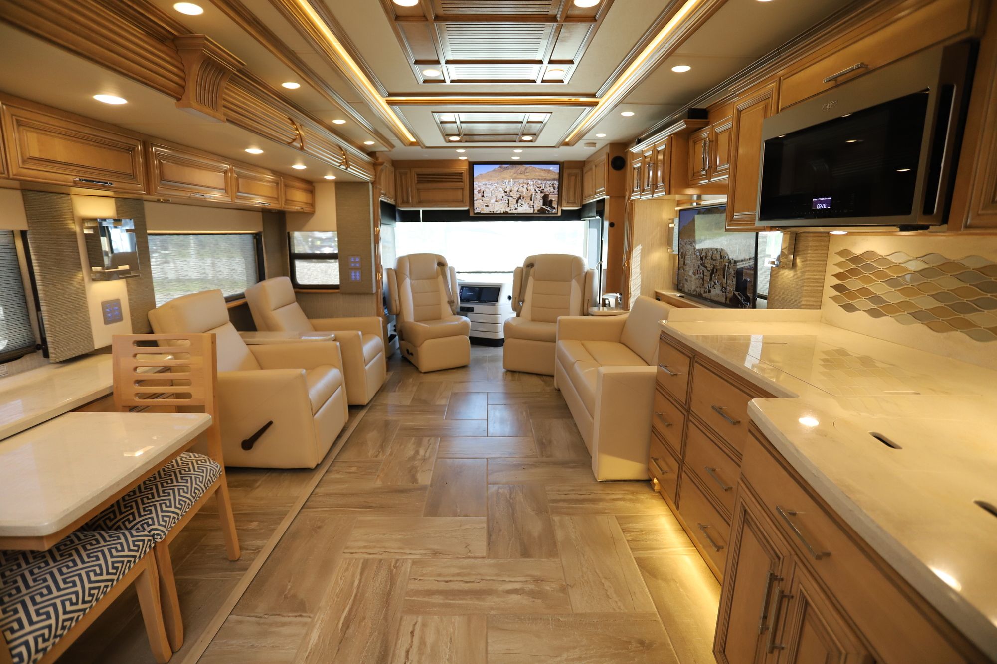 Used 2019 Newmar Mountain Aire 4018 Class A  For Sale