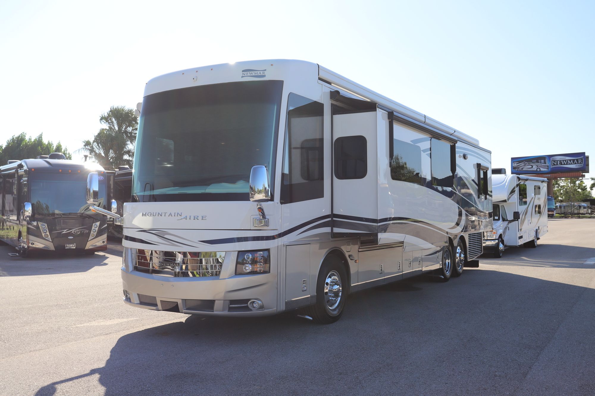 Used 2019 Newmar Mountain Aire 4018 Class A  For Sale