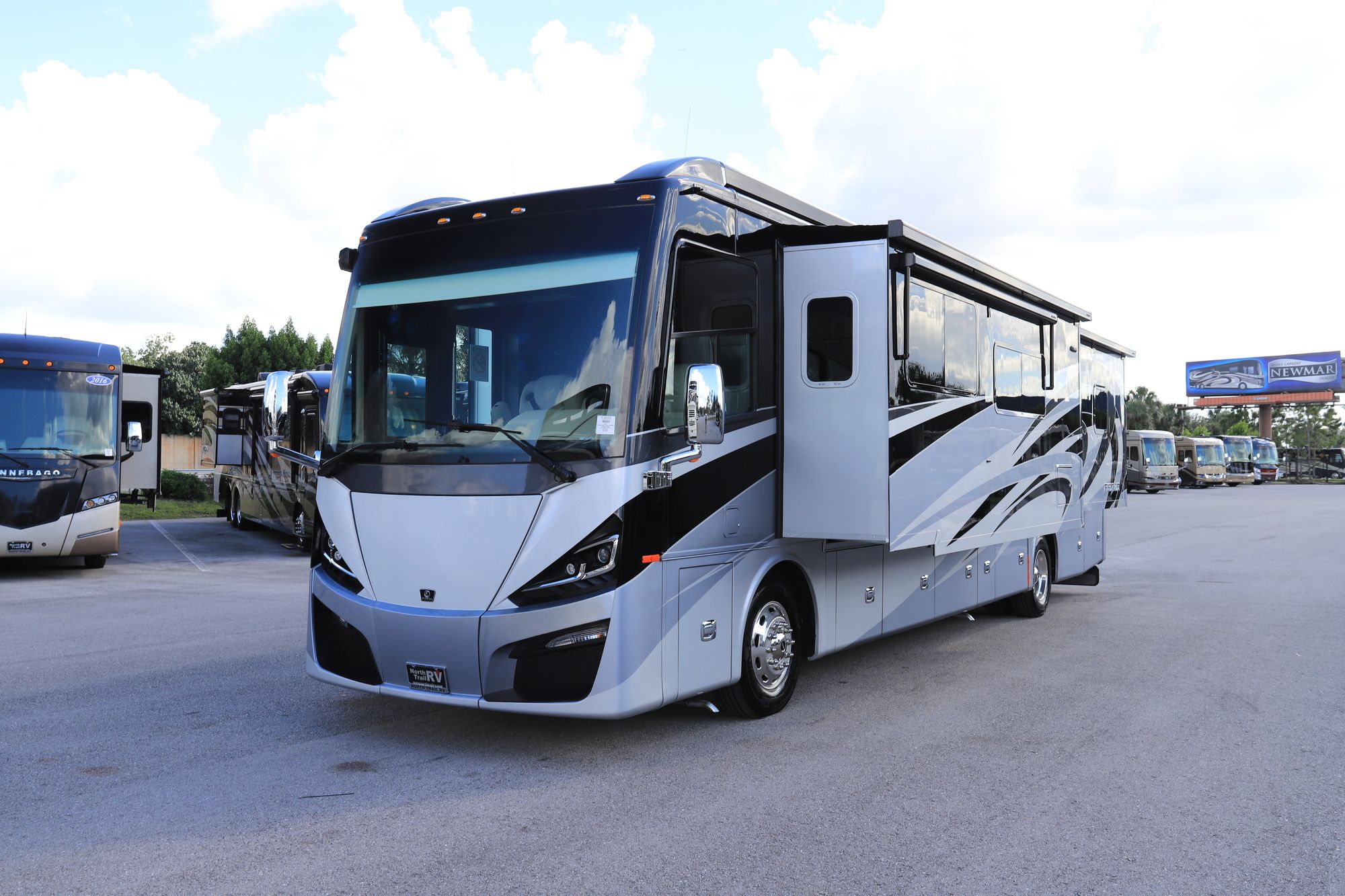 New 2021 Tiffin Motor Homes Phaeton 40 QKH Class A  For Sale