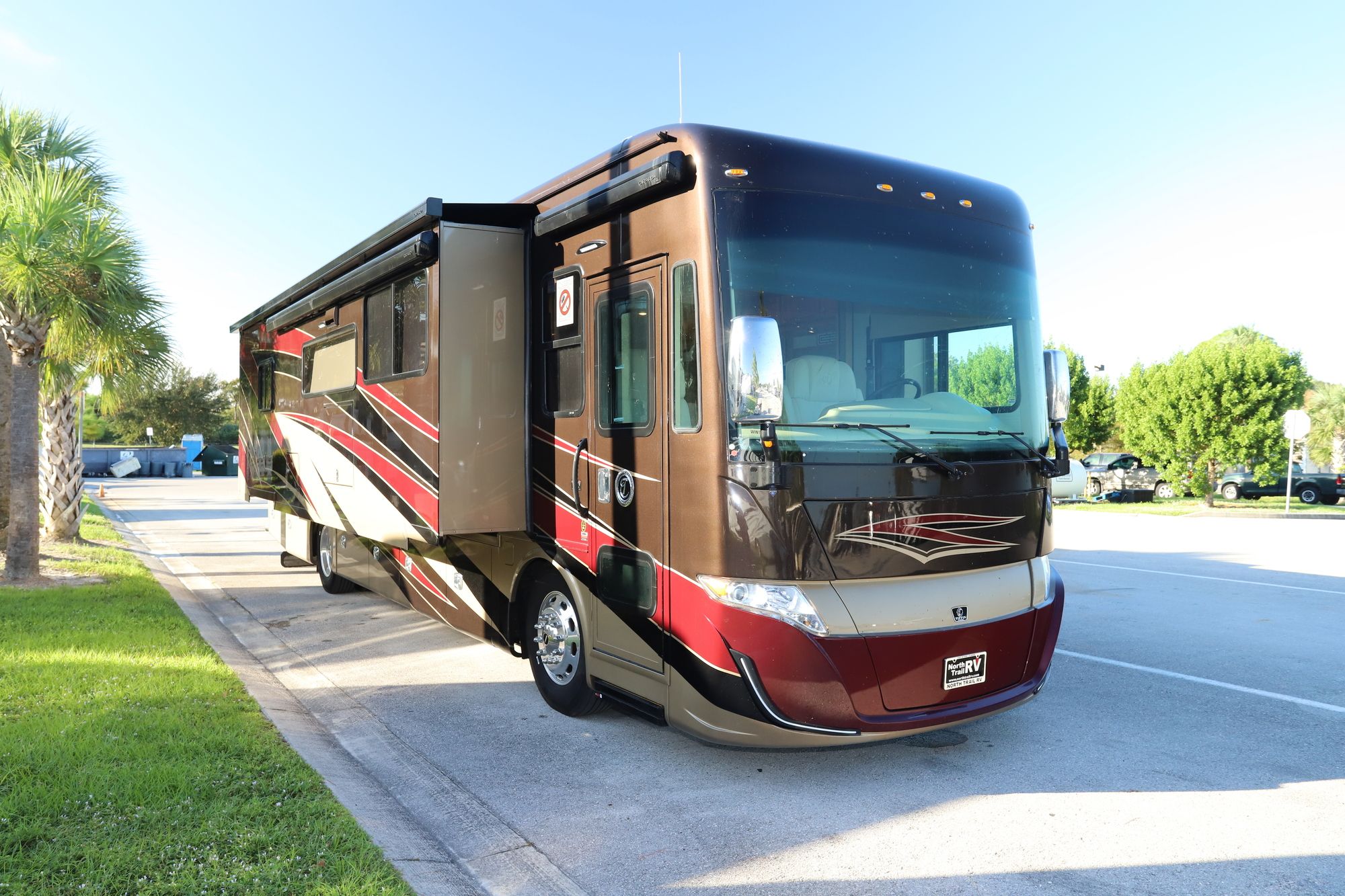 New 2021 Tiffin Motor Homes Allegro Red 37BA Class A  For Sale