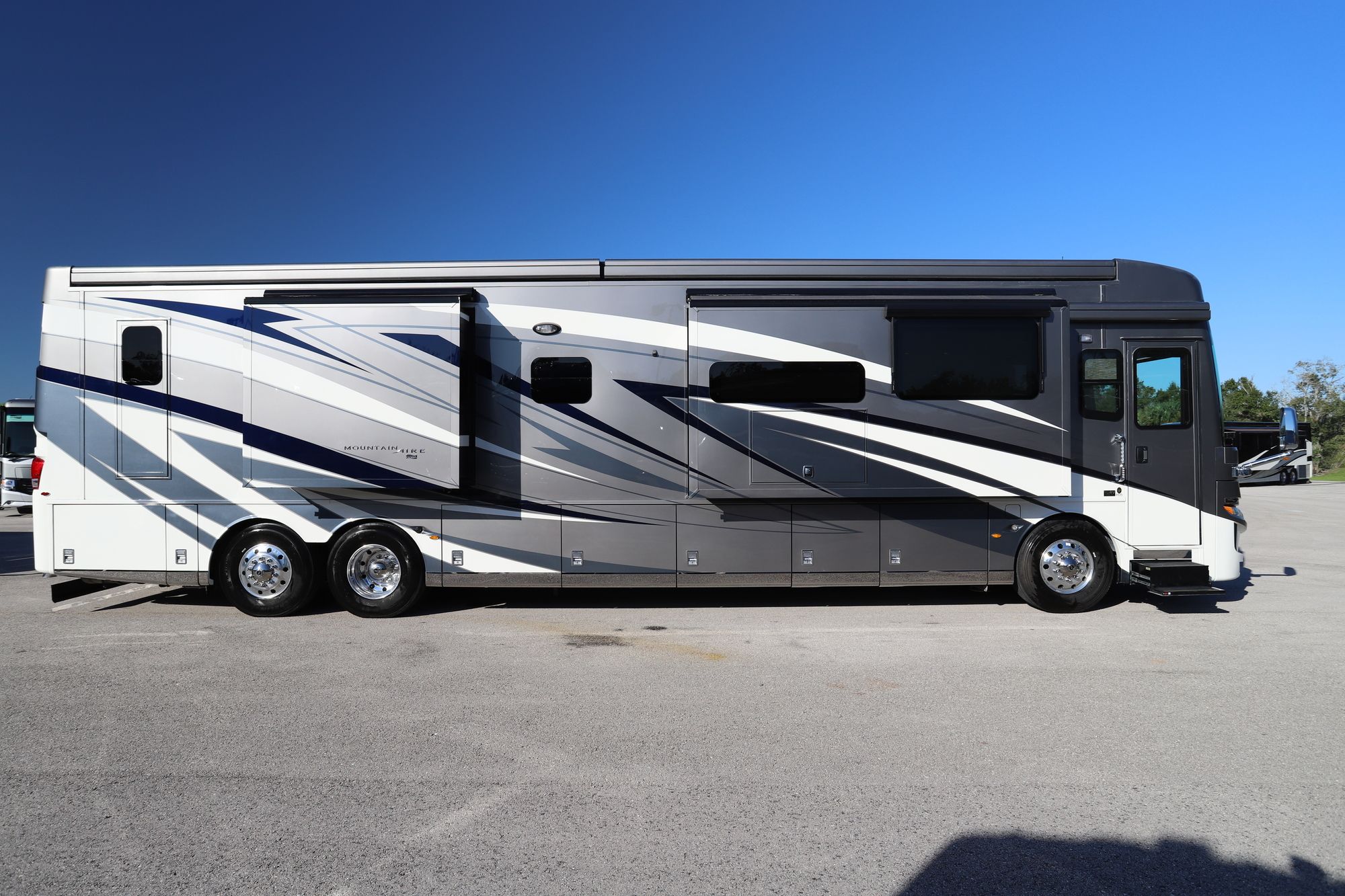 New 2021 Newmar Mountain Aire 4535 Class A  For Sale