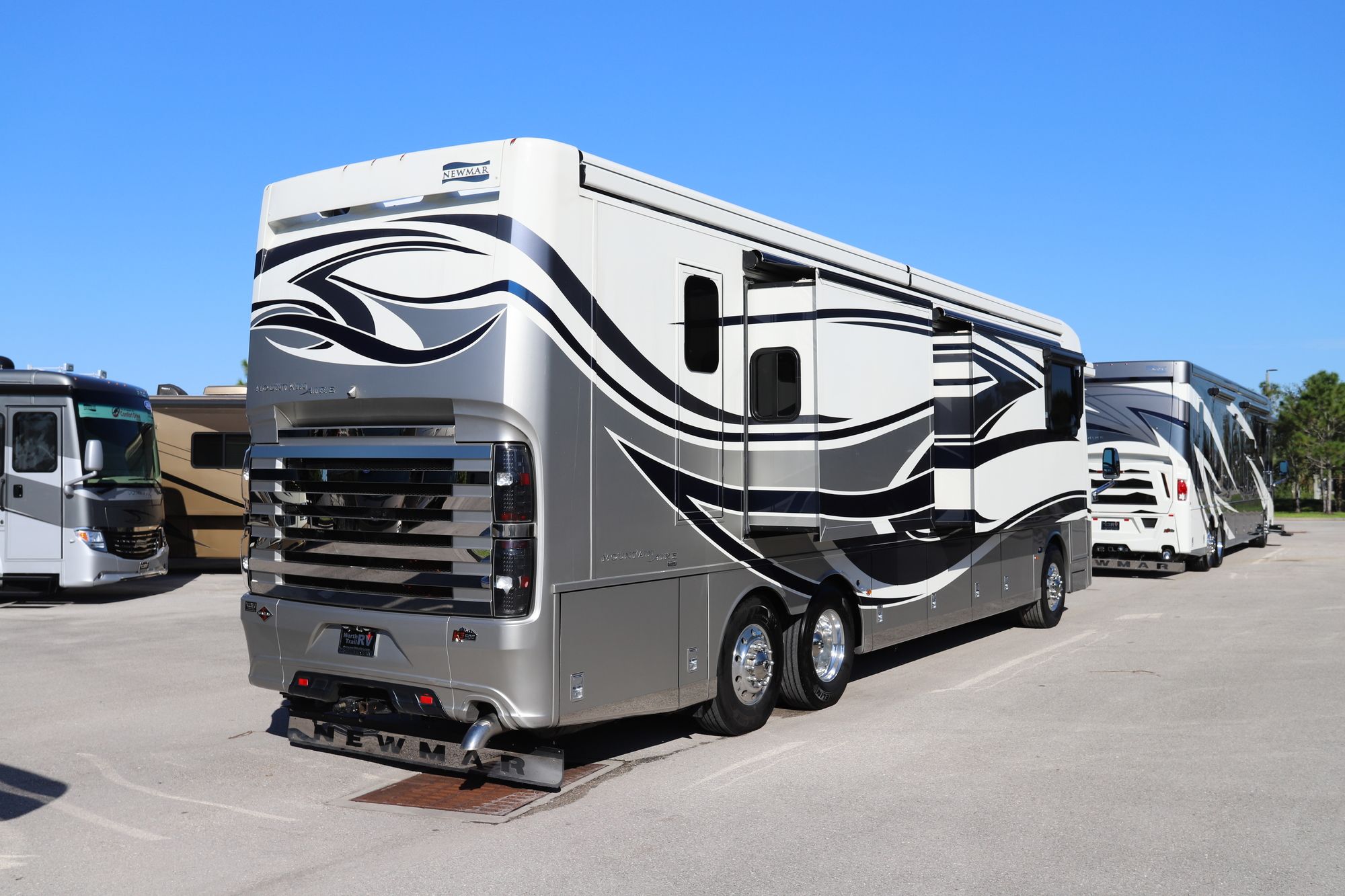 Used 2019 Newmar Mountain Aire 4018 Class A  For Sale