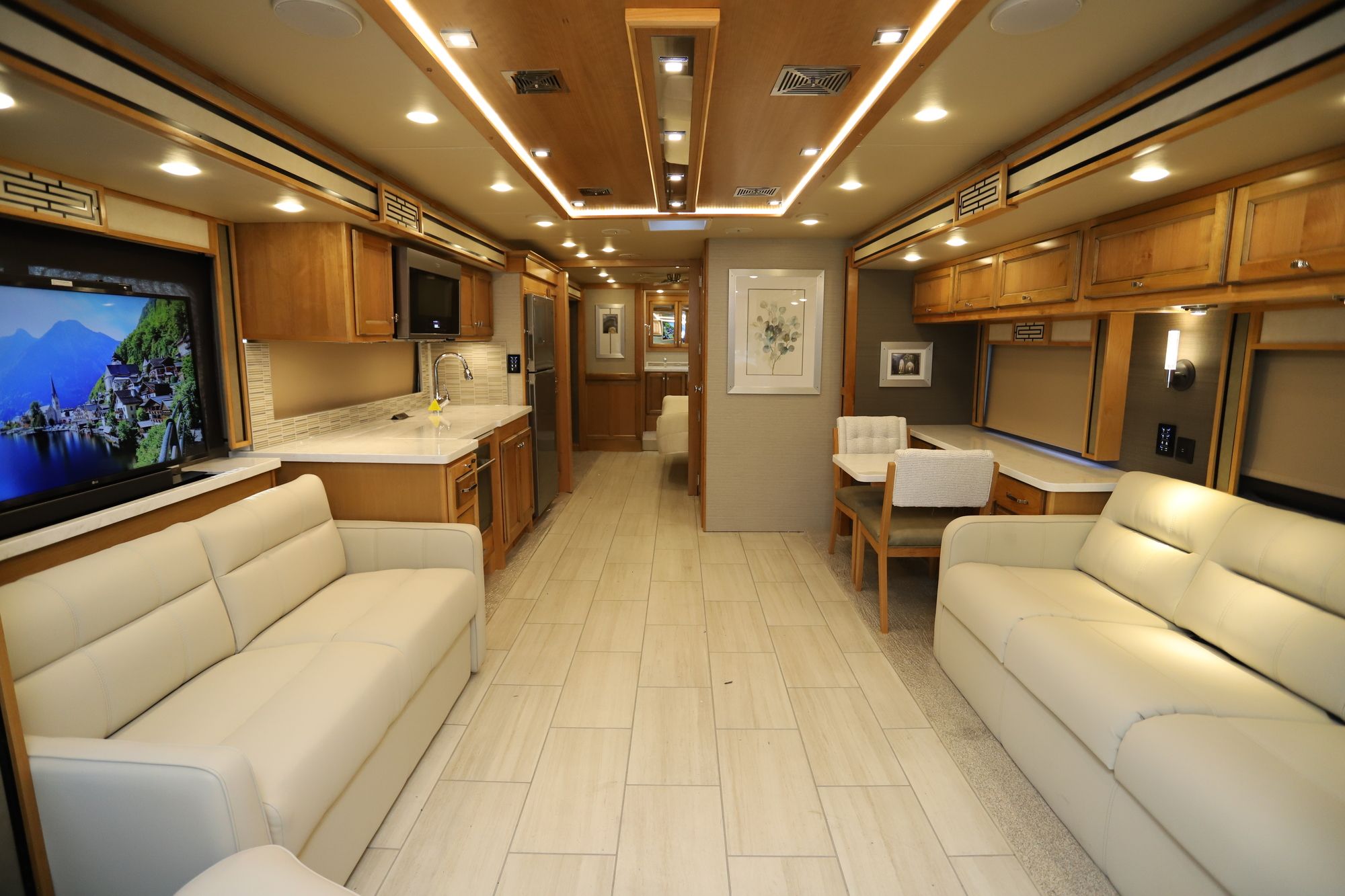 New 2021 Tiffin Motor Homes Allegro Red 37BA Class A  For Sale