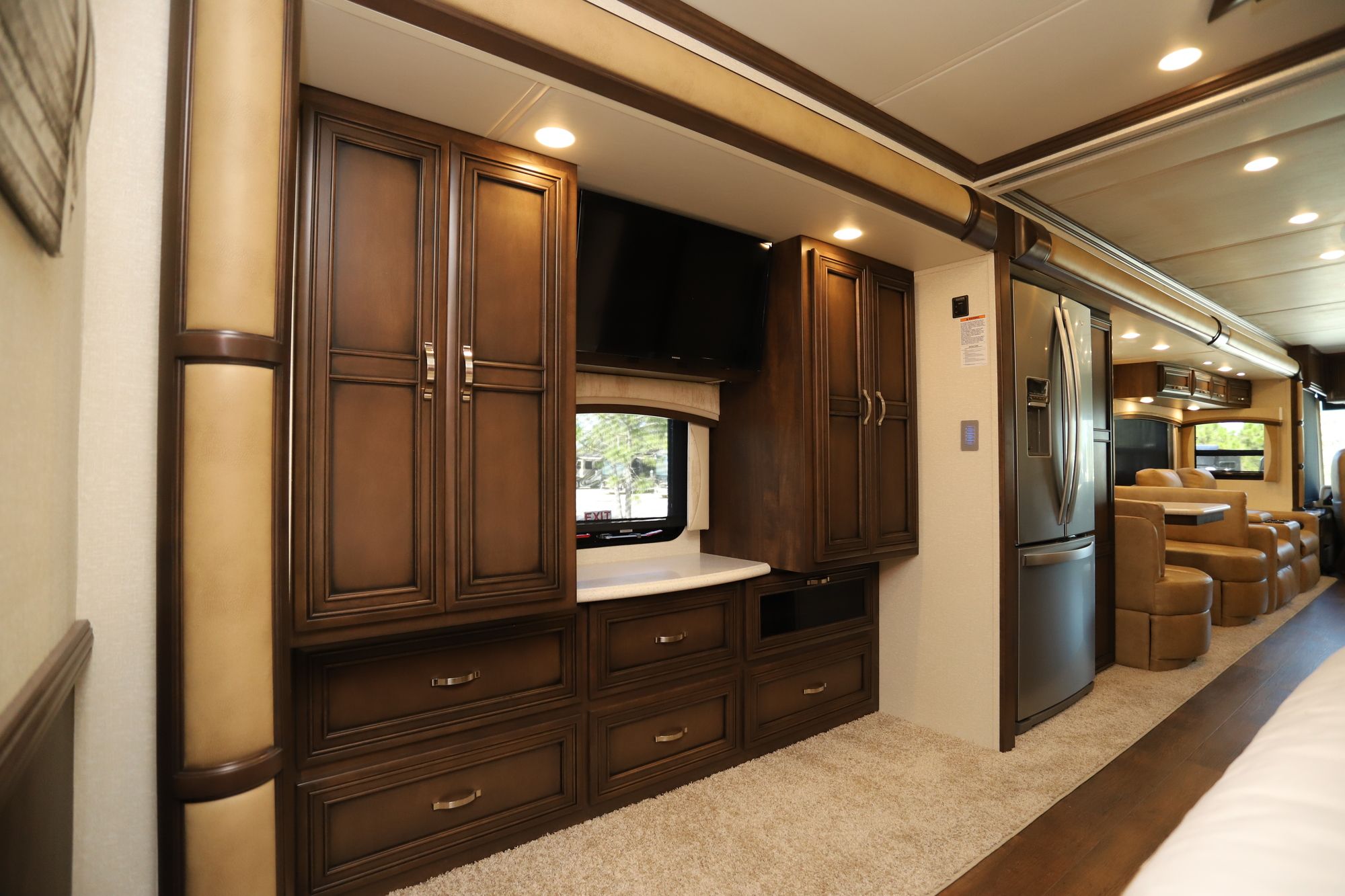 New 2021 Newmar Kountry Star 4037 Class A  For Sale