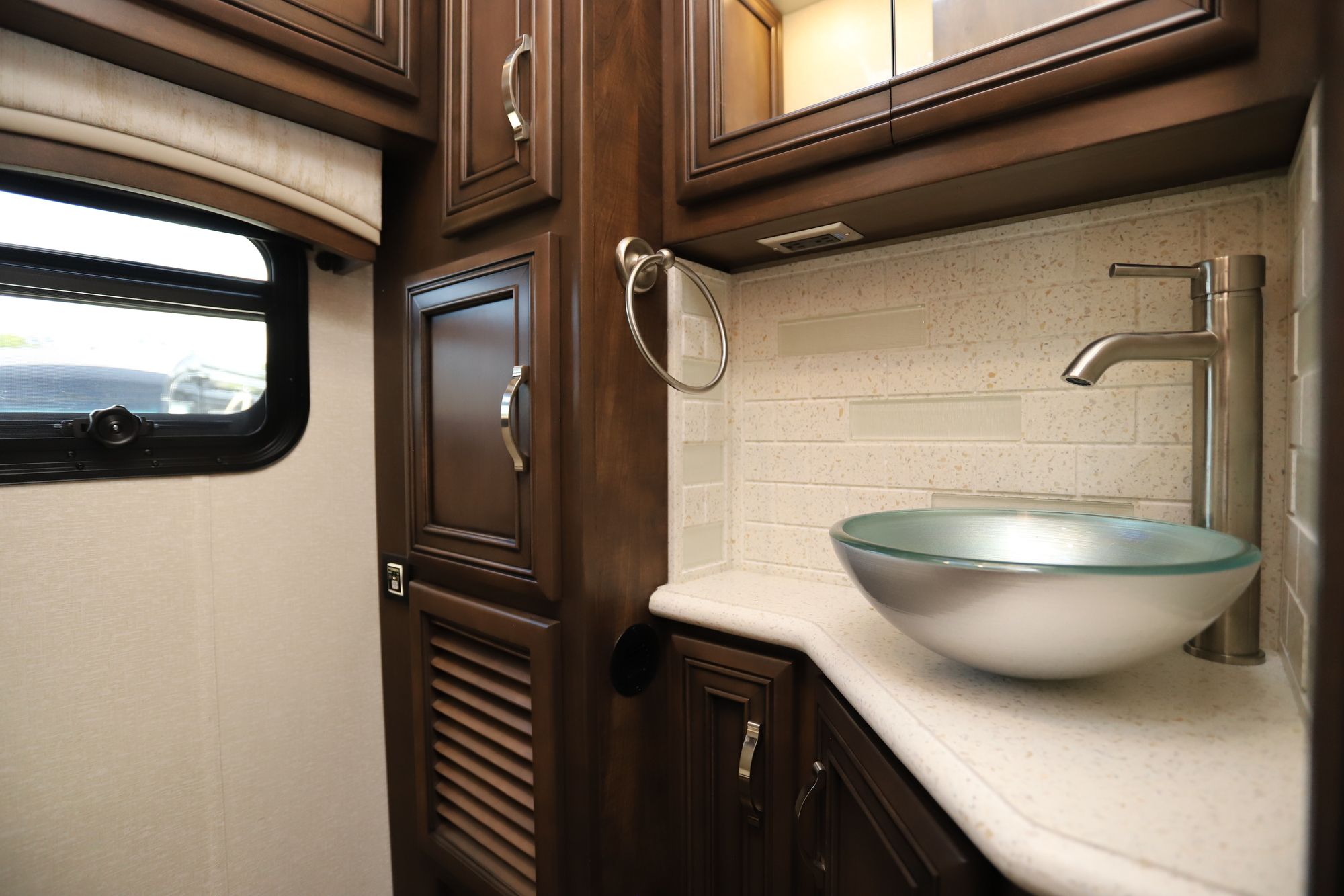 New 2021 Newmar Kountry Star 4037 Class A  For Sale