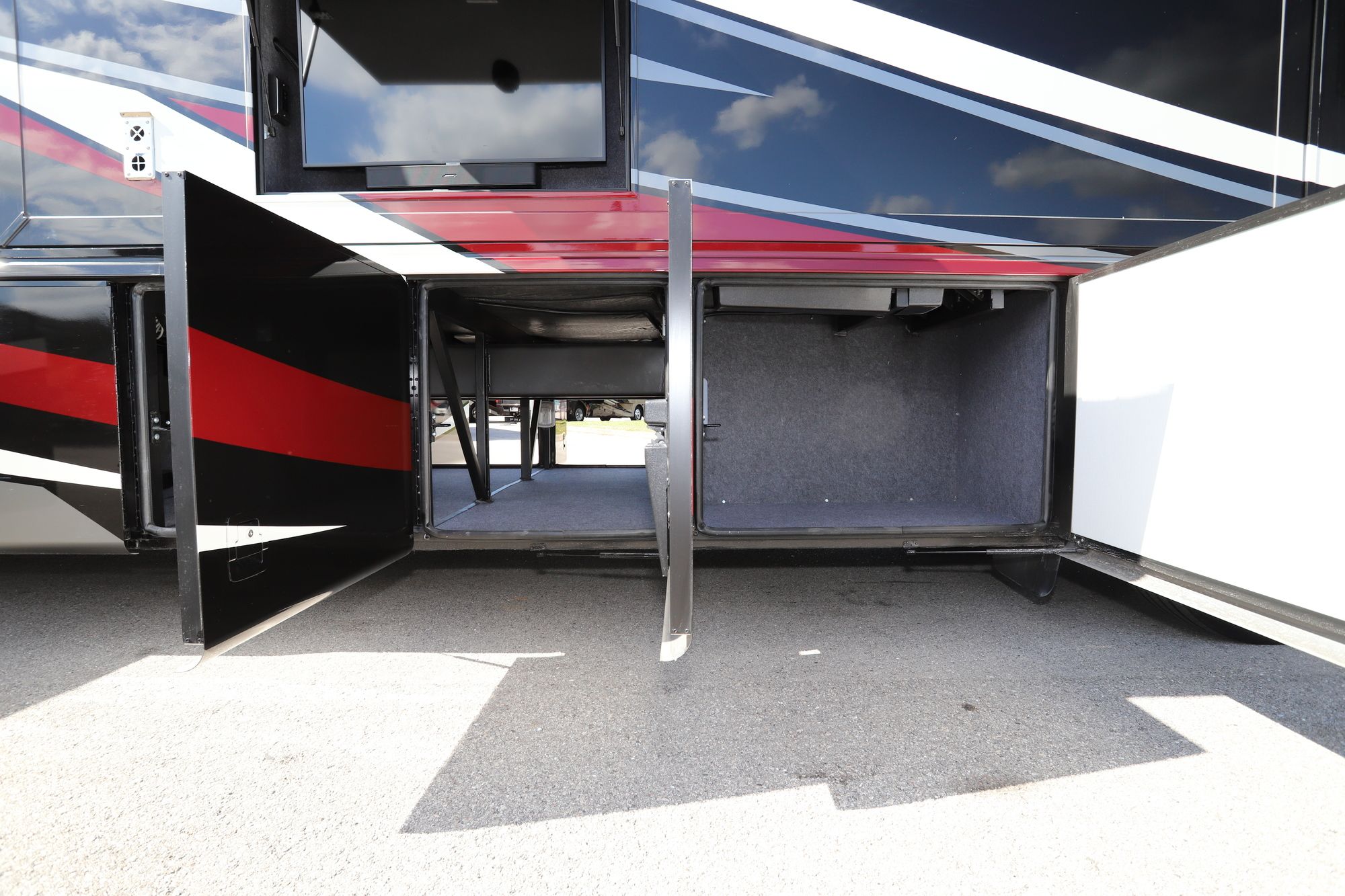 New 2021 Newmar Kountry Star 4037 Class A  For Sale