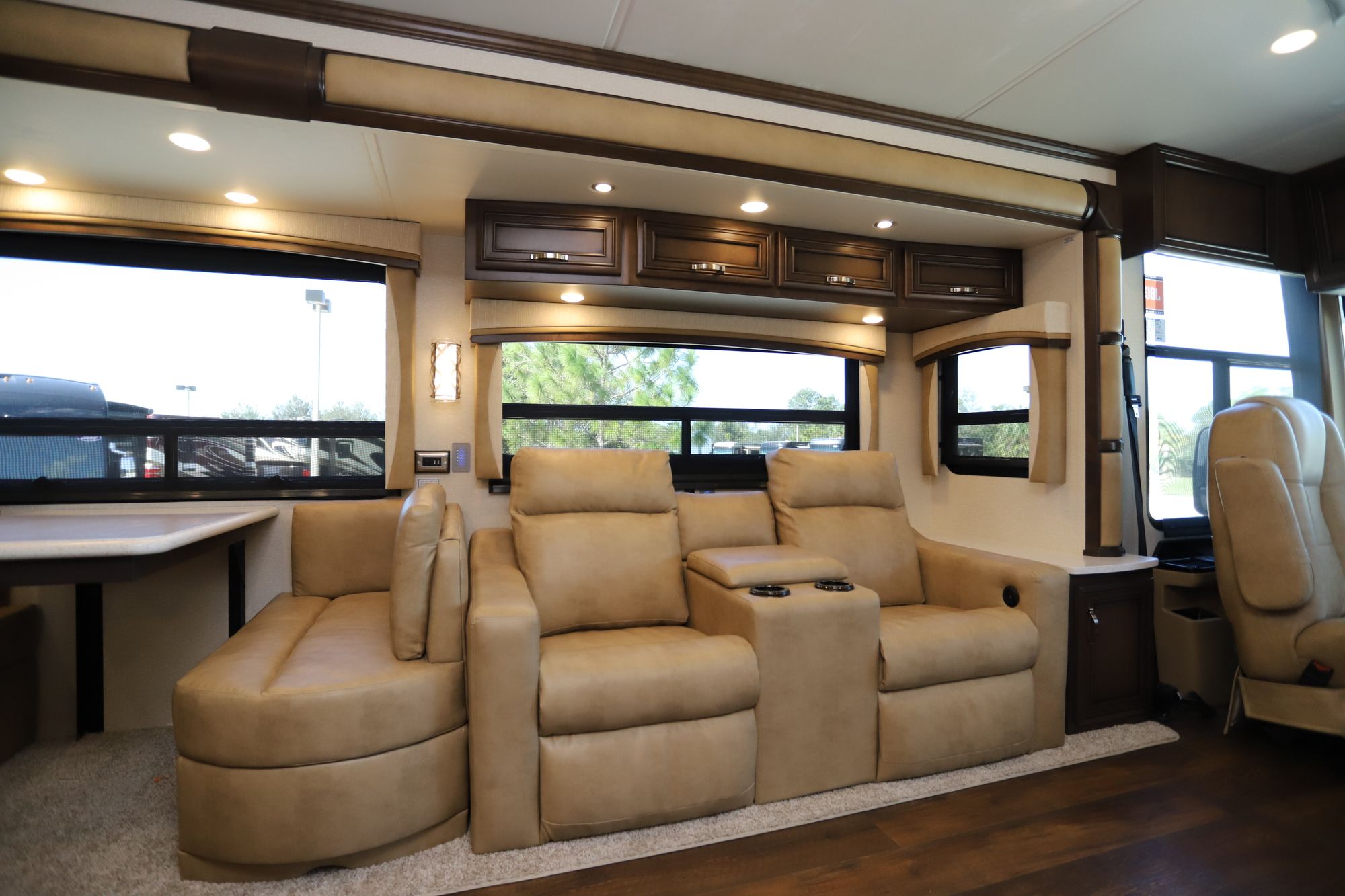 New 2021 Newmar Kountry Star 4037 Class A  For Sale